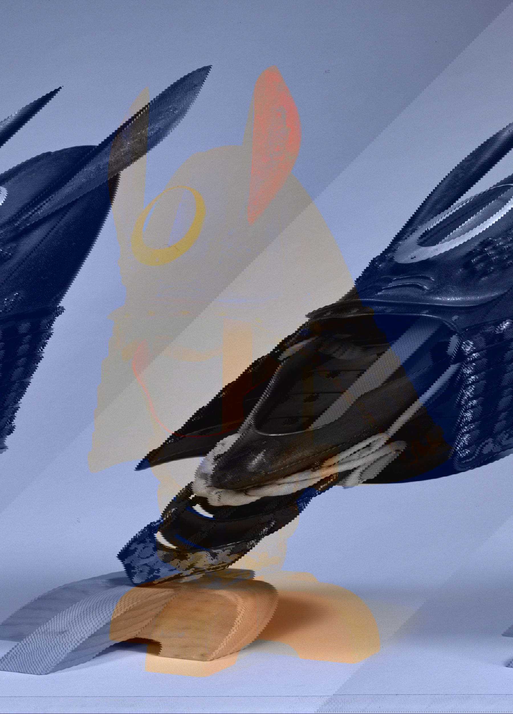 European-style helmet (kabuto) (Azuchi-Momoyama - Edo period, 16th to 17th century; Tokyo, National Museum of Tokyo) Photo: &copy;National Museum of Tokyo