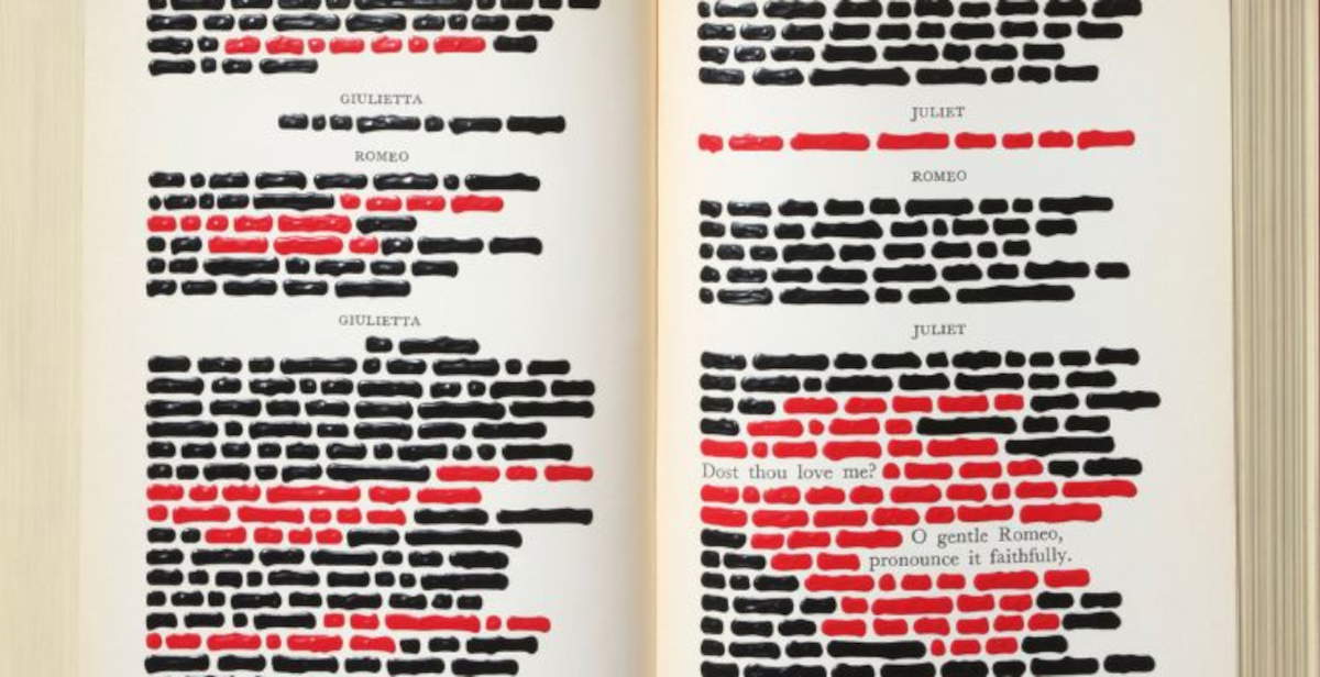 Emilio Isgrò in Rom, zwischen Wort und Bild in der Ausstellung Tornabuoni Arte