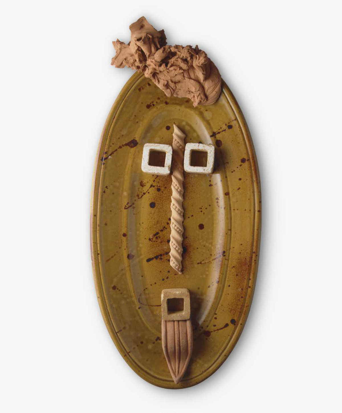 Enrico Baj, Aliva Tulugak (1994; terracotta dipinta, 64 × 31 cm; Collezione privata) Enrico Baj, Aliva Tulugak (1994; terracotta dipinta, 64 × 31 cm; Collezione privata)