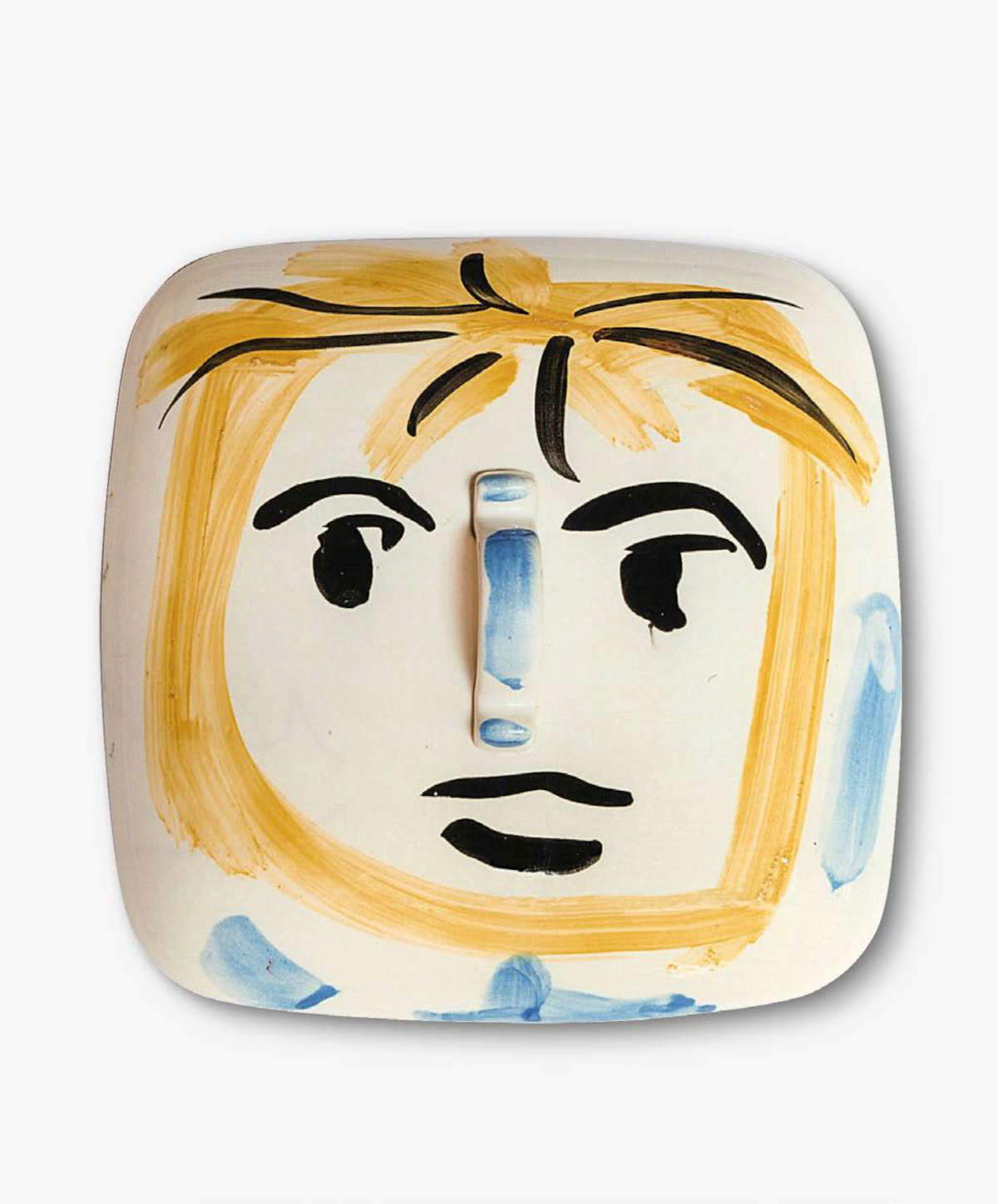 Enrico Baj, Coperchio (1955; terraglia colorata e invetriata, 21,5 × 21,5 cm; Collezione privata) Enrico Baj, Coperchio (1955; terraglia colorata e invetriata, 21,5 × 21,5 cm; Collezione privata)