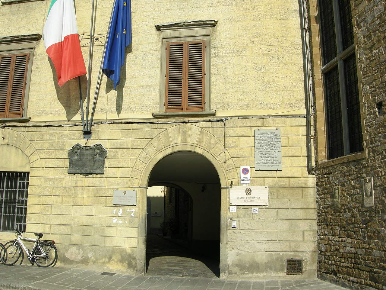 L'ingresso ai chiostri di Santo Spirito. Foto: Francesco Bini