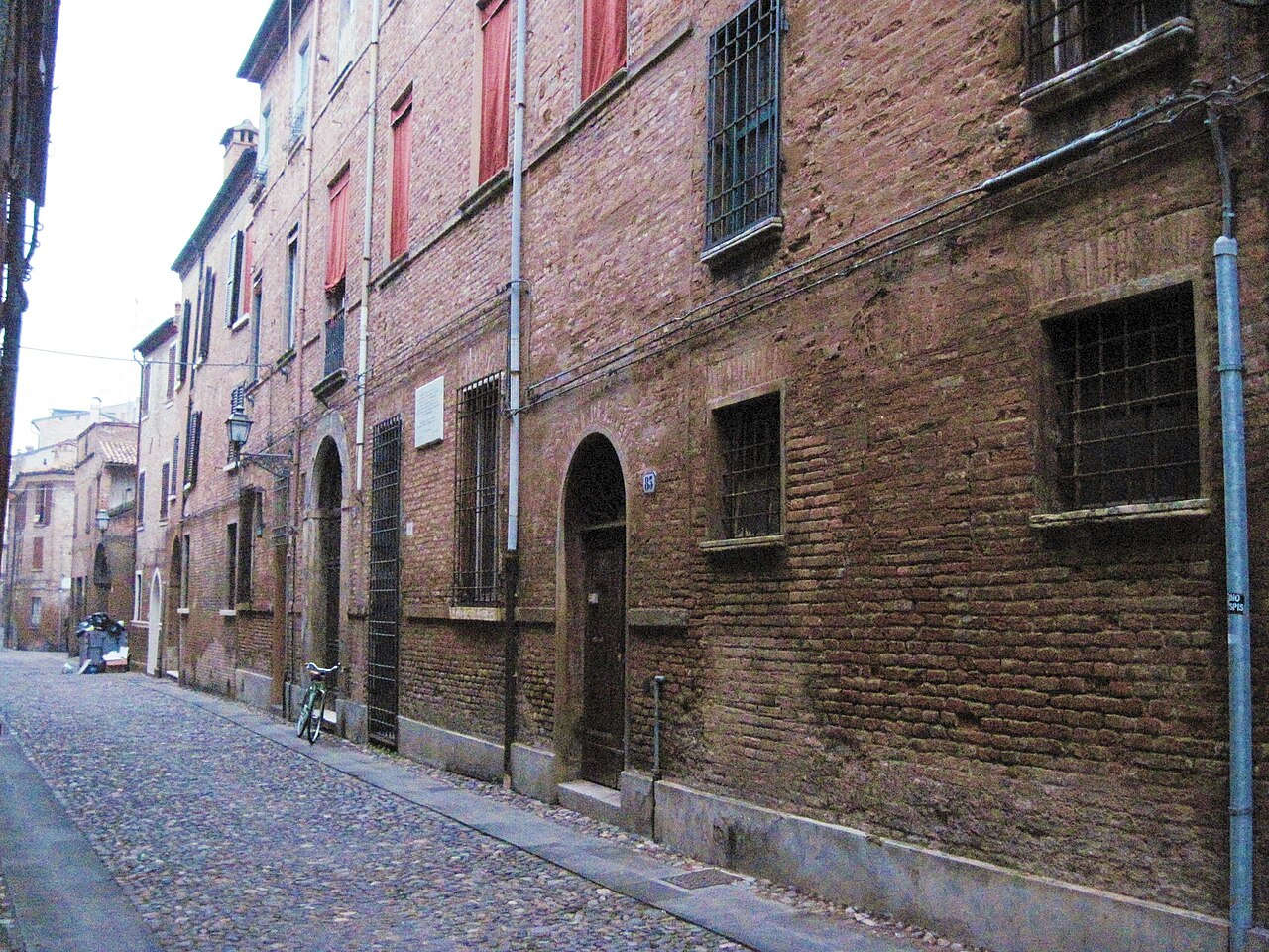 Ancienne école juive. Photo : Wikimedia/Lungoleno