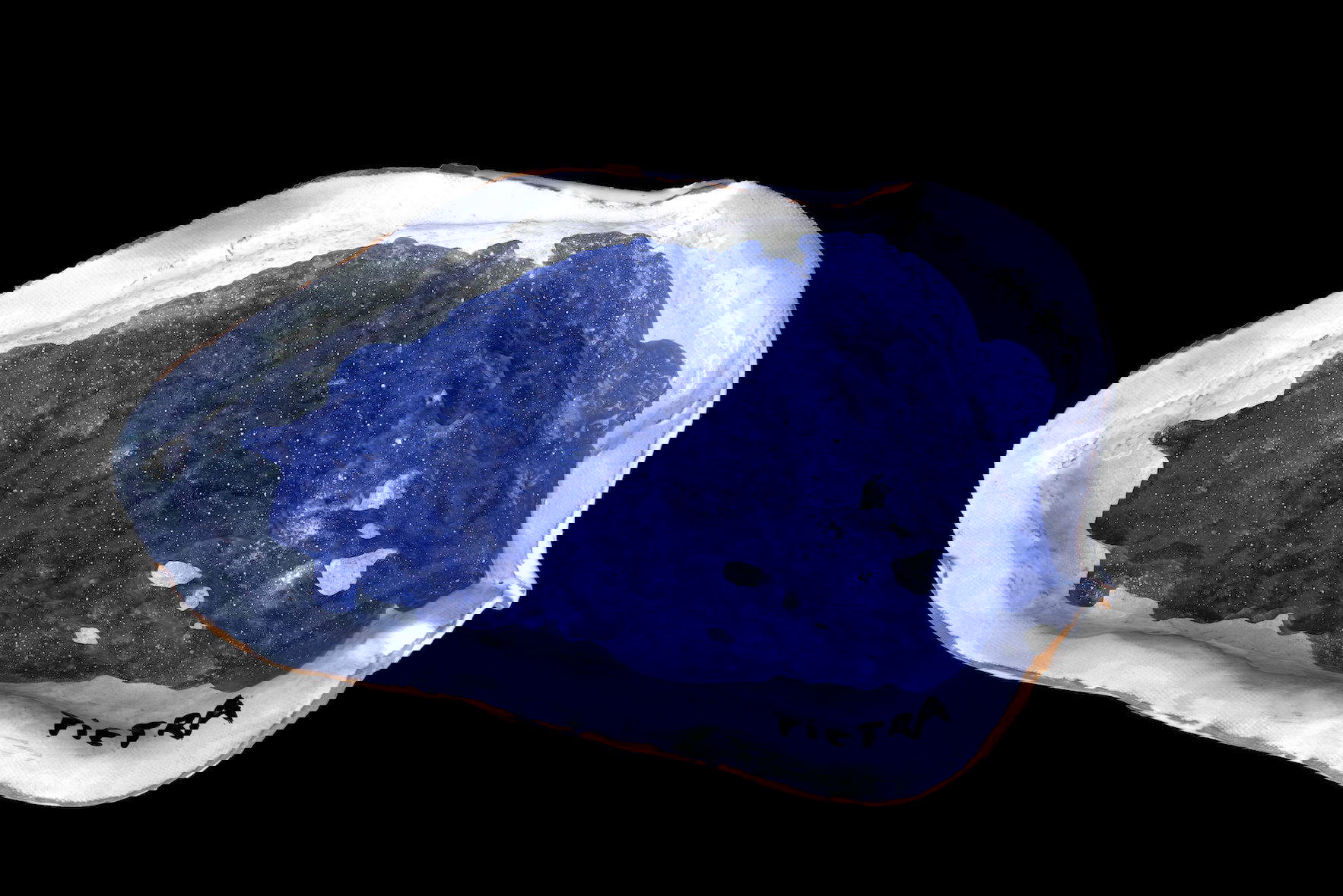 Fabrice Hyber, Senza titolo (2021; ceramica). Foto Gino Di Paolo