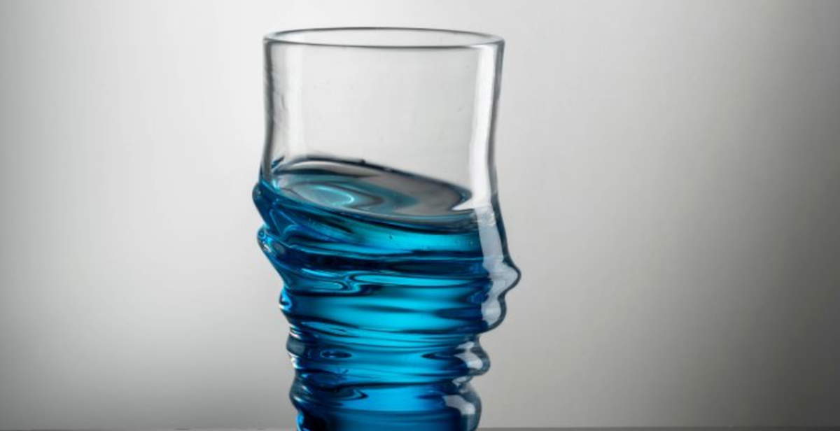 Fabrizio Plessi explora el cristal de Murano con la exposición 'Perdersi in un bicchier d'acqua' (Perderse en un vaso de agua)
