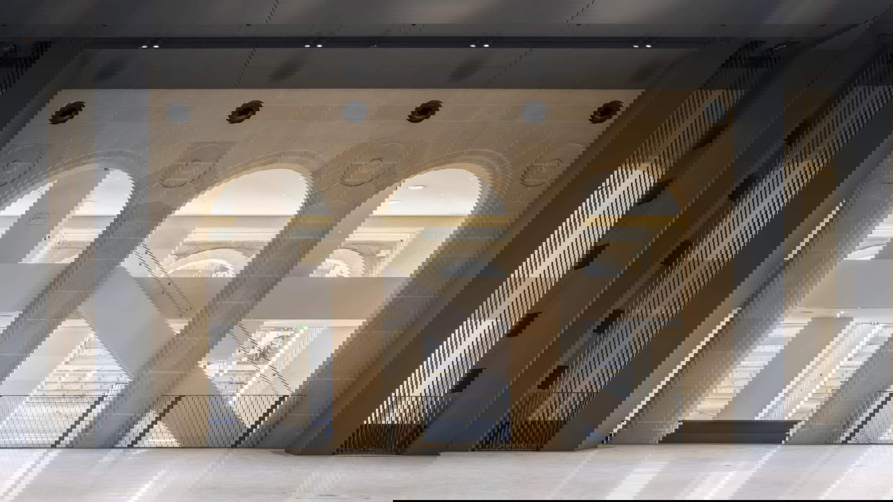 París, la Fundación Cartier inaugura su nueva sede con una gran exposición sobre su Colección