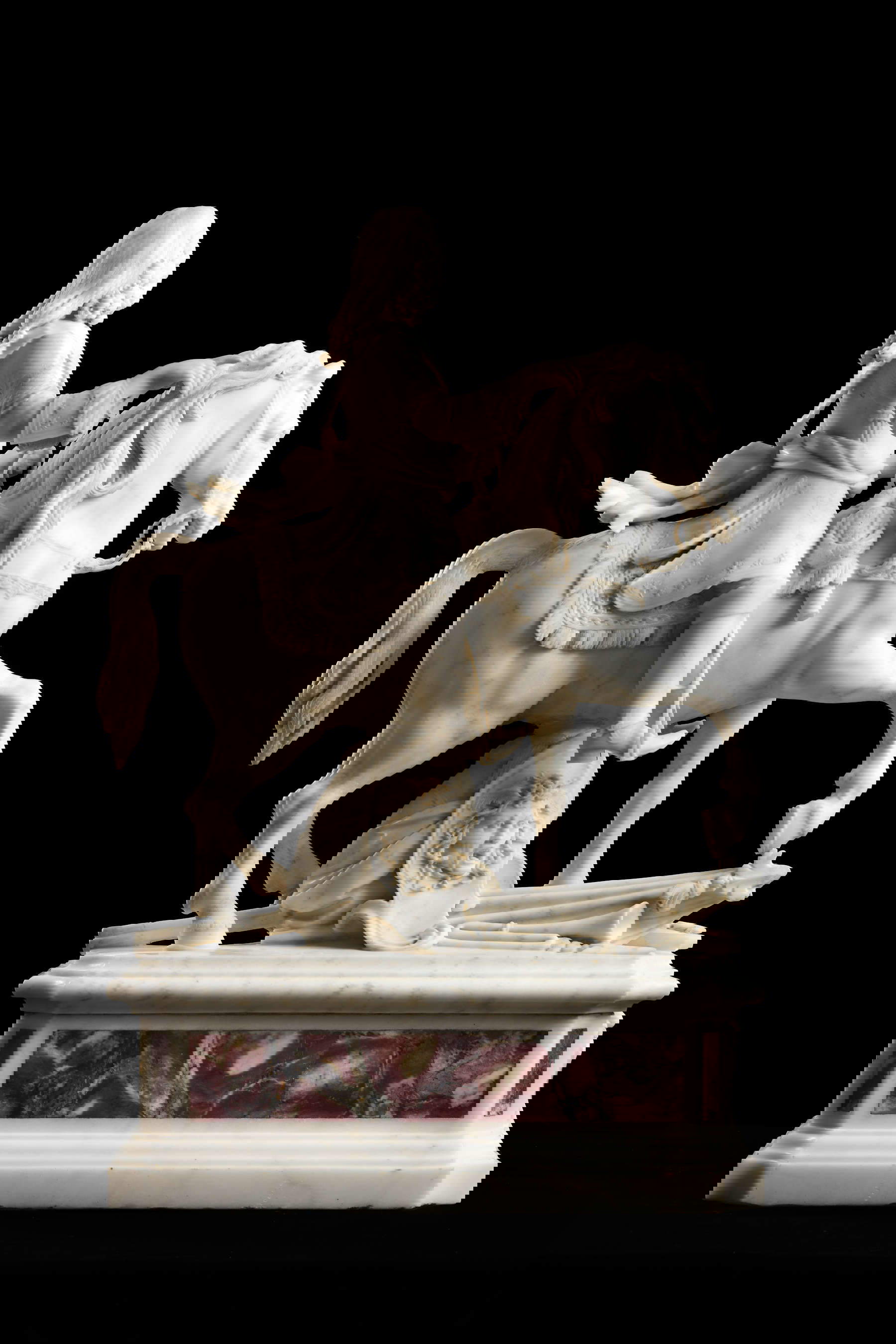 Francesco Antonio Panzetta Cassarini, Monument équestre à François III d'Este (1750 ; marbre, 71 x 47 x 22,5 cm) Francesco Antonio Panzetta Cassarini, Monument équestre à François III d'Este (1750 ; marbre, 71 x 47 x 22,5 cm)