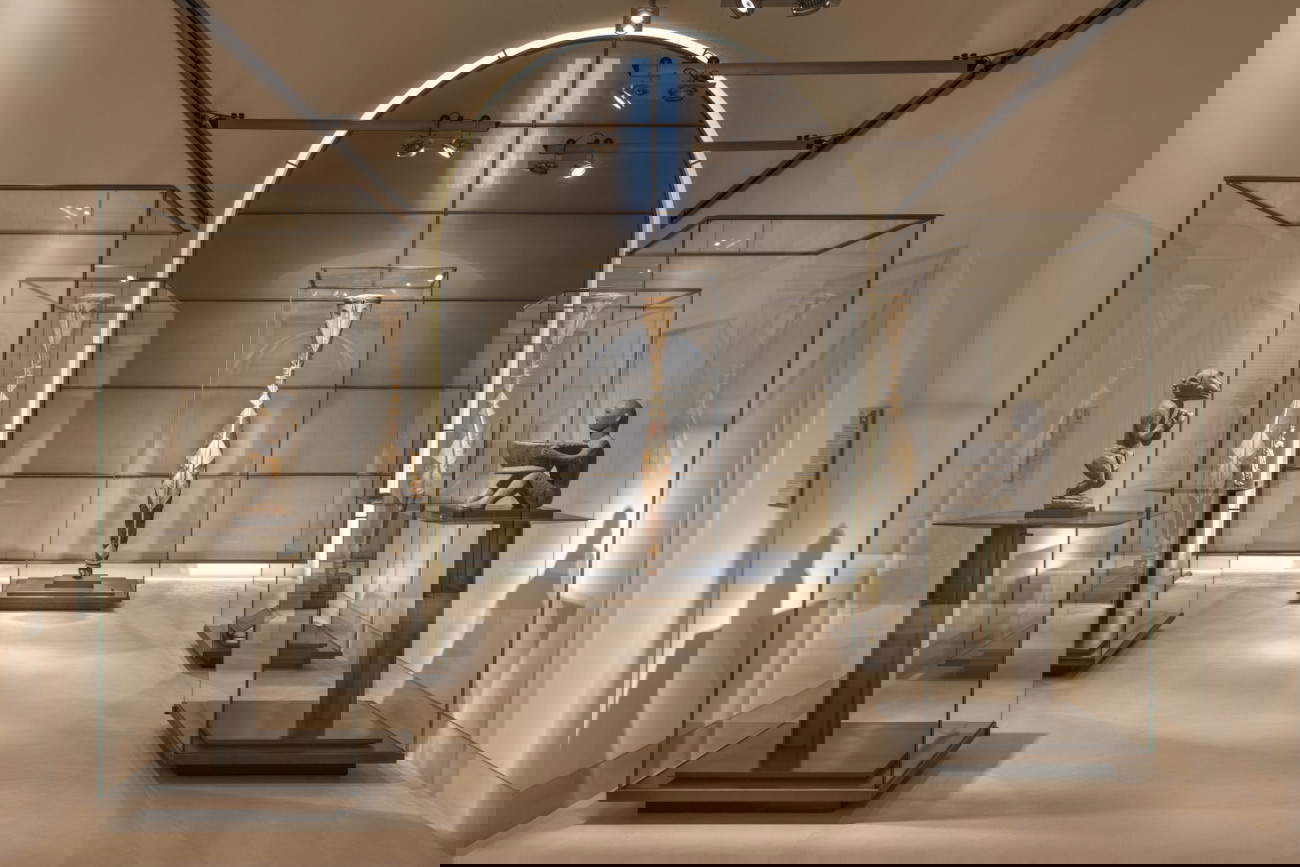 Galería de los Cinco Continentes &copy; 2025 Museo del Louvre / Audrey Viger