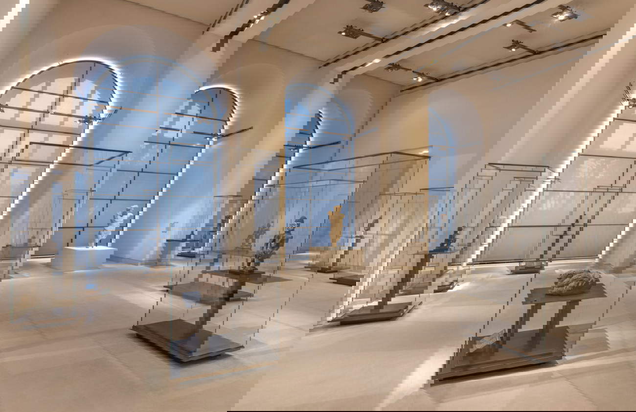 Galería de los Cinco Continentes &copy; 2025 Museo del Louvre / Audrey Viger