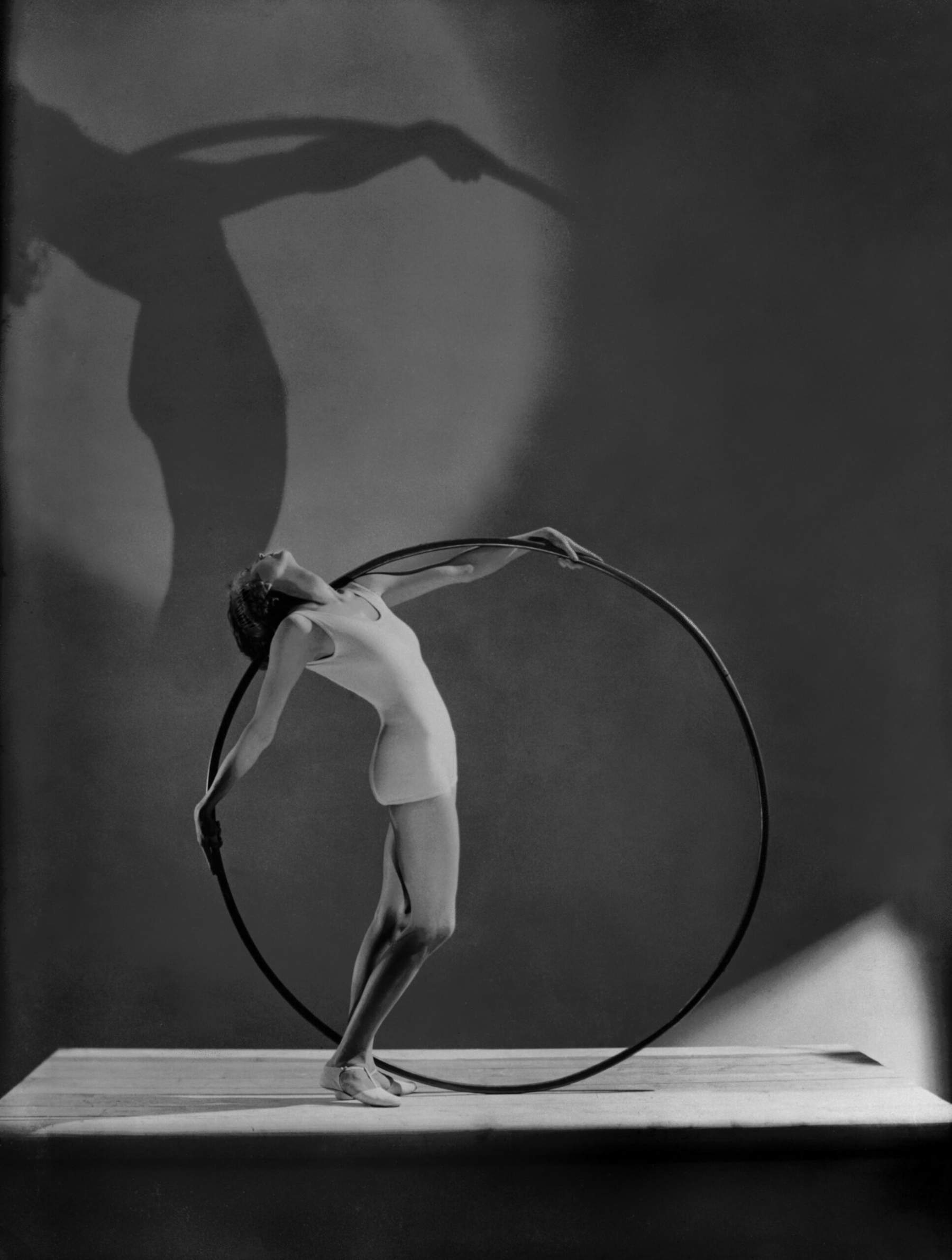 George Hoyningen-Huene, Erna Carise, 1930 © George Hoyningen-Huene Estate Archives