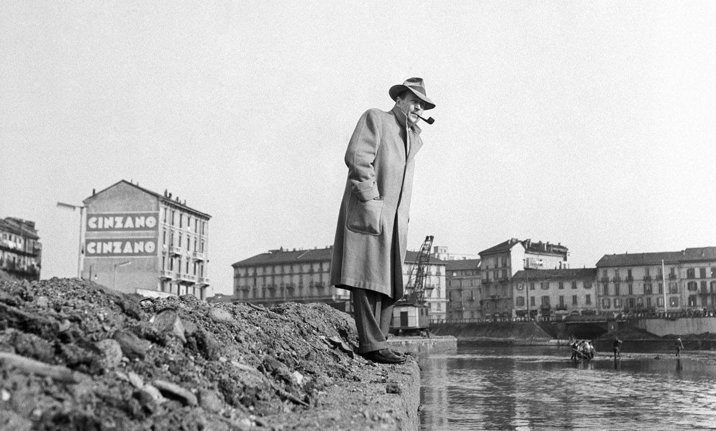 A Bologna, una mostra dedicata a Georges Simenon, dagli esordi, ai suoi viaggi, al suo commissario Maigret