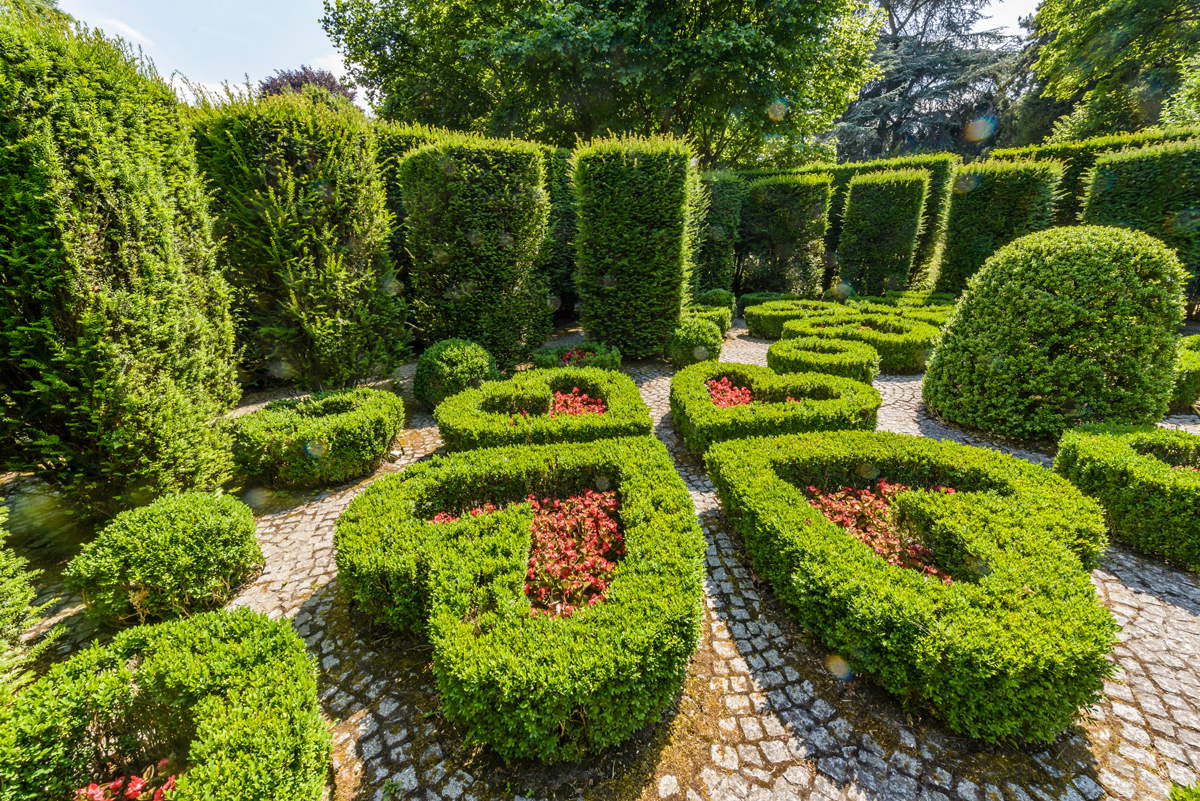 Van Buuren Gardens