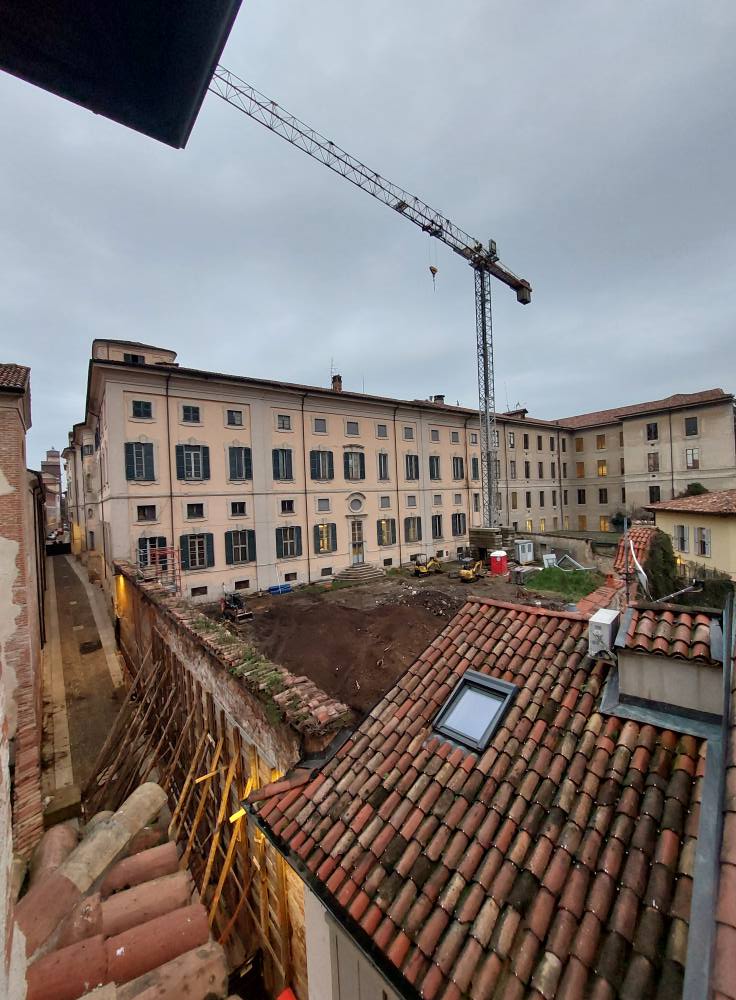 The garden of the Olevano Palace during the work