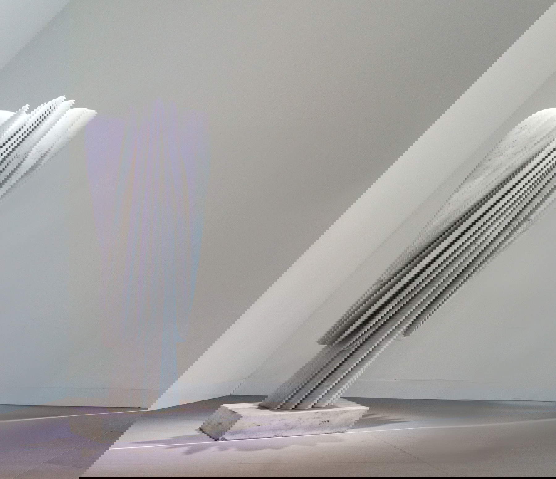 Milano, una scultura di Gigi Guadagnucci nel nuovo allestimento della collezione della Unipol Tower
