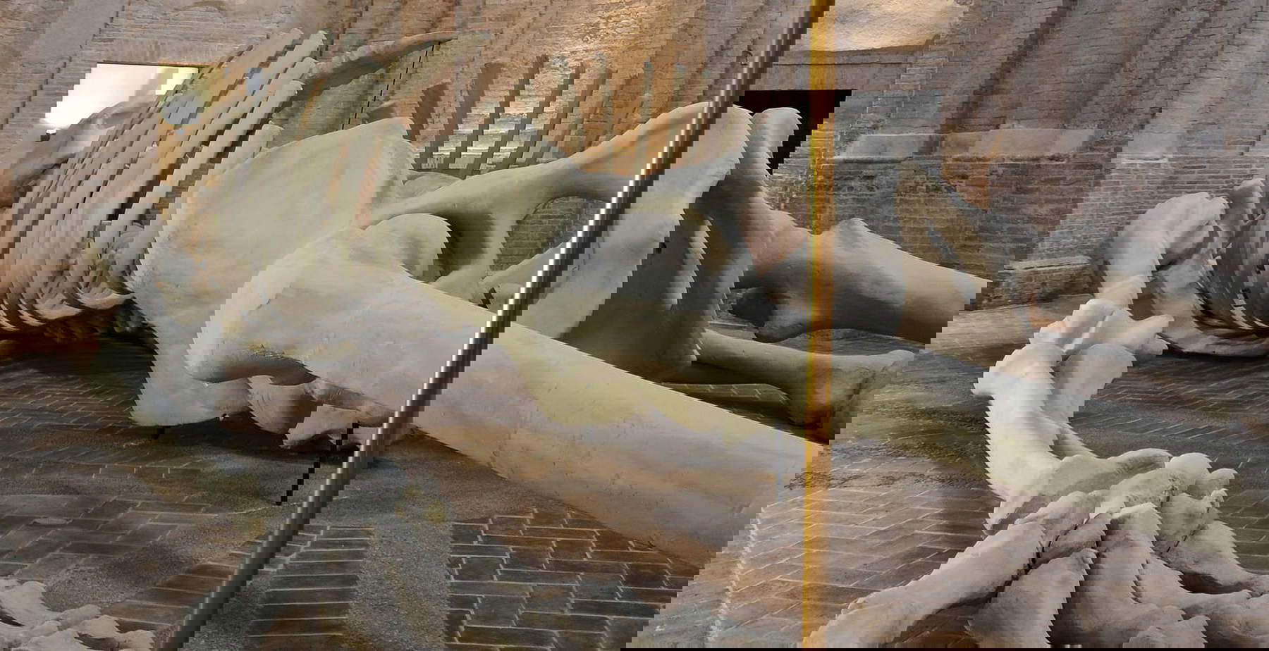 Der kosmische Magnet von Gino De Dominicis. Foto: Umbrien Tourismus