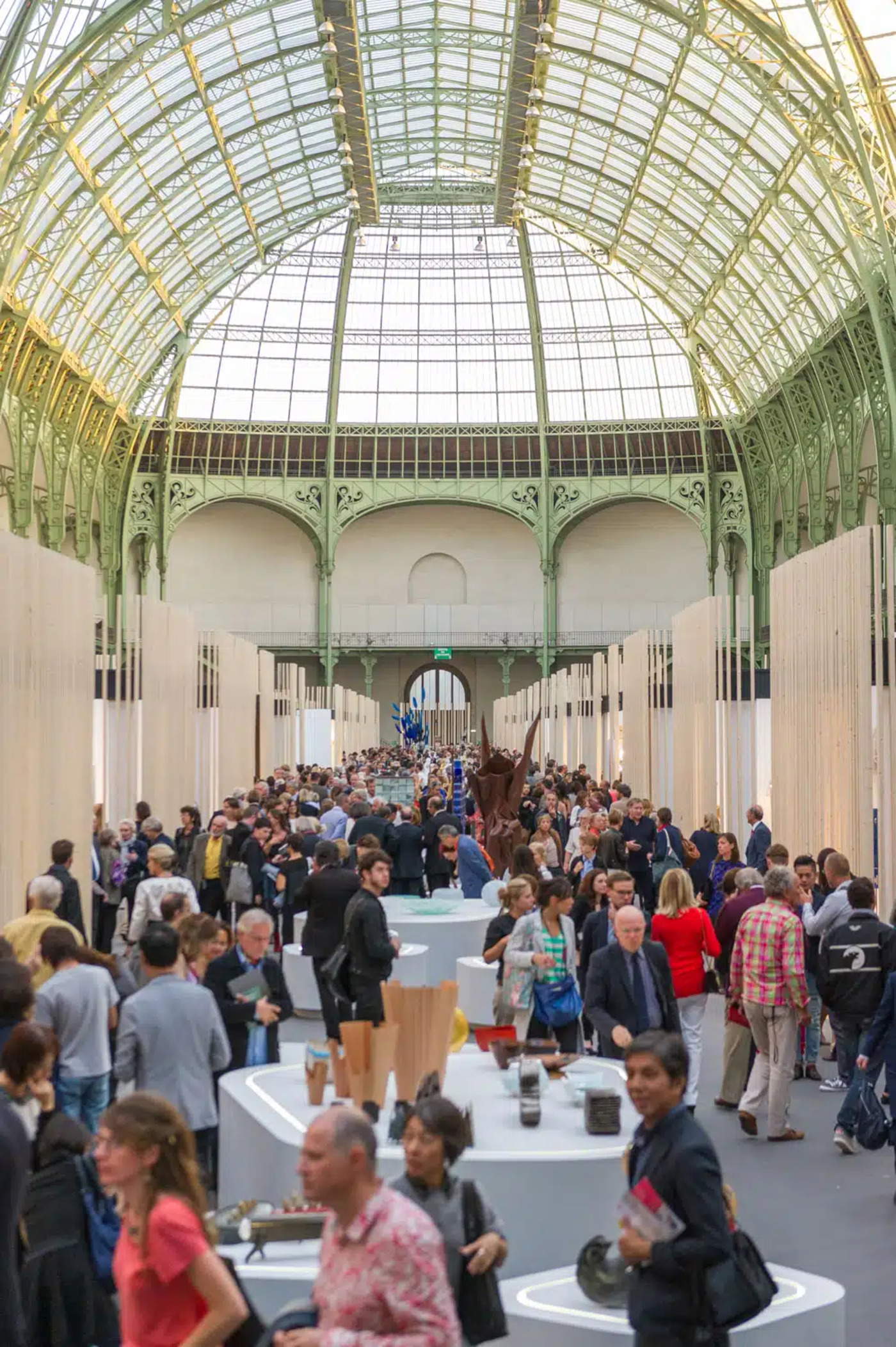 Hauptschiff des Grand Palais, Paris, während der Veranstaltung Révélations.