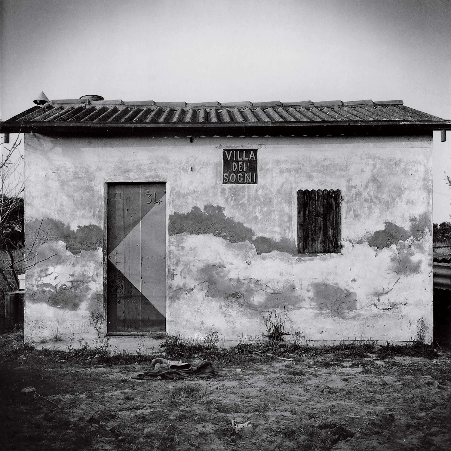 Guido Guidi, Fosso Ghiaia, Ravenna, 1971 © Guido Guidi - Museum of Contemporary Photography, Milan - Cinisello Balsamo