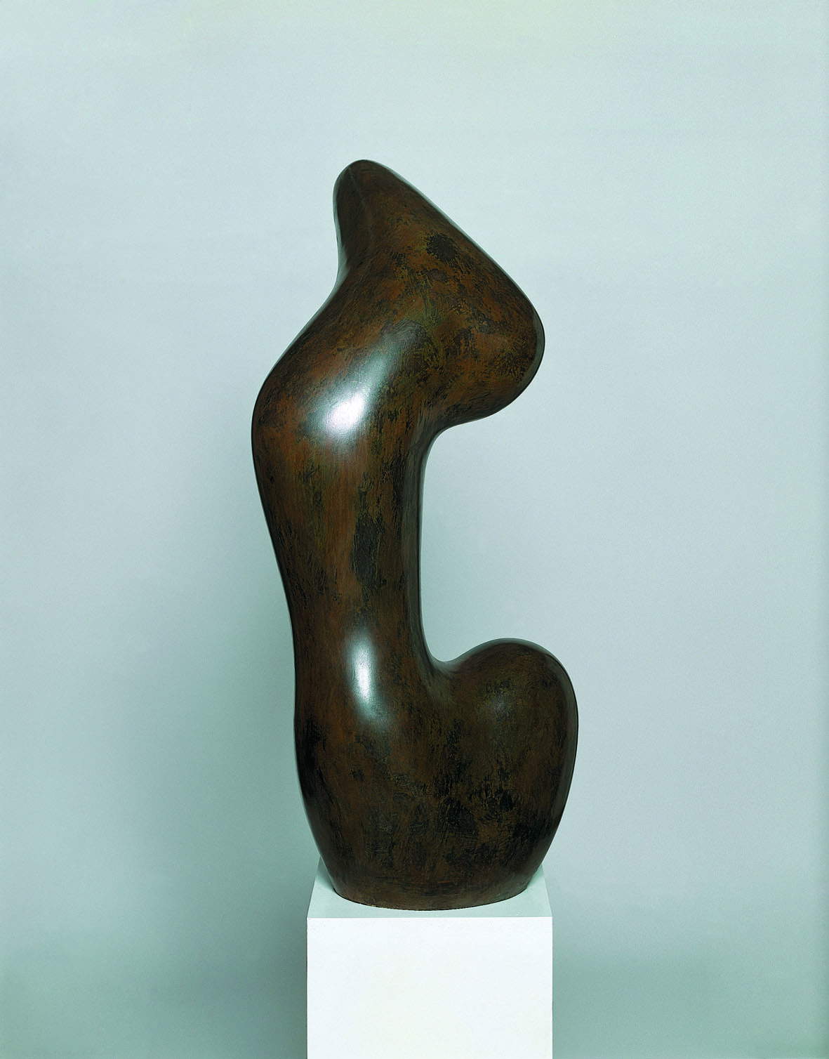 Jean Arp, Hurlou (1957; bronzo, 98x45x47 cm; Locarno, Collezione Citt&agrave; di Locarno)