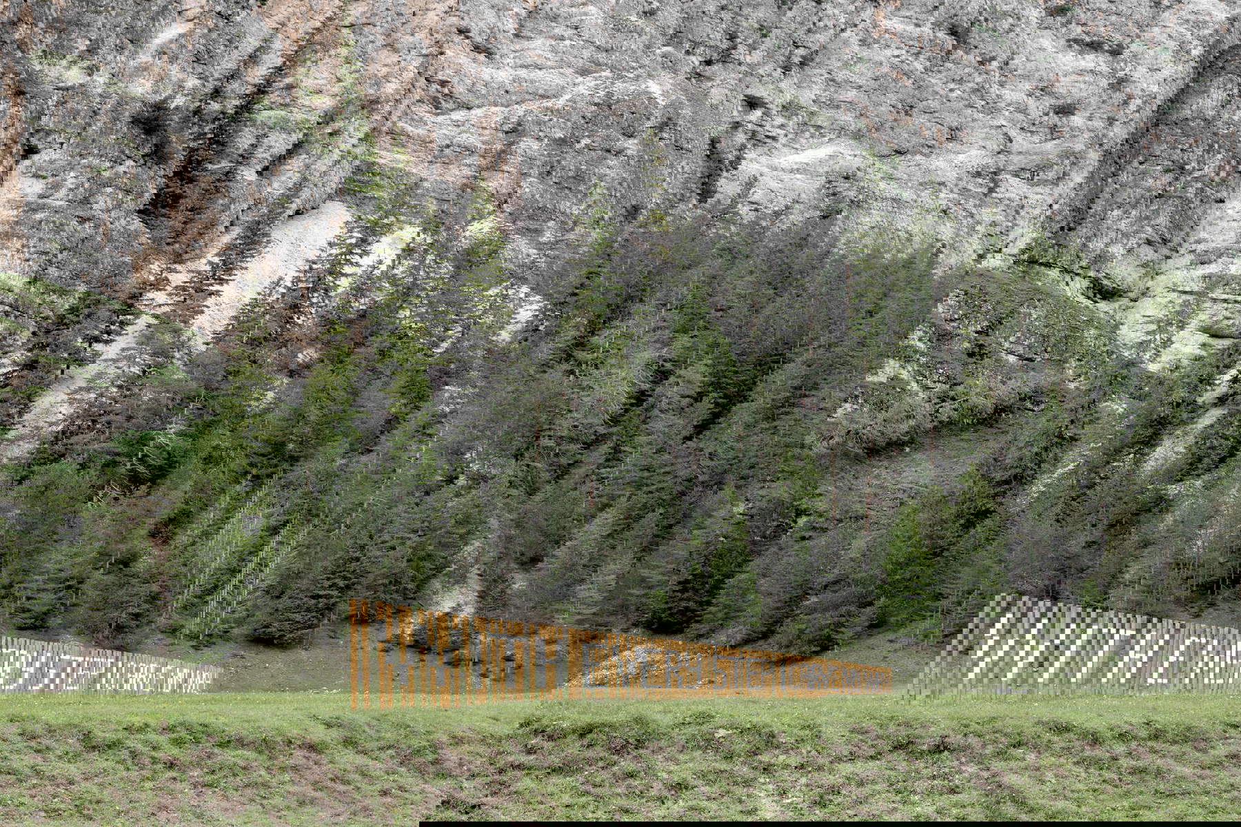 Hans de Backer, Mit jedem Schritt