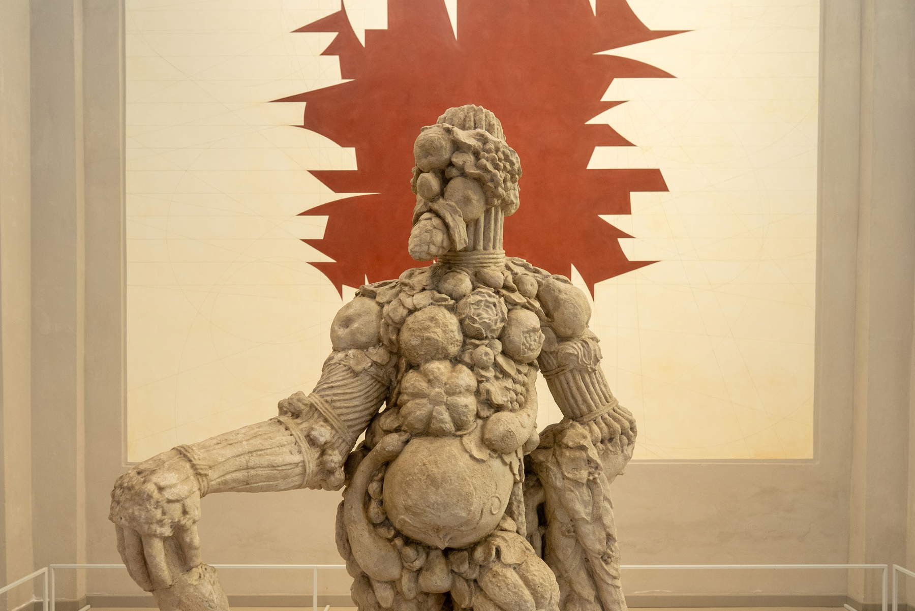 The sculpture The Guardian of the Garden (2025; Pavia, Spazio Extra Art, Horti del Collegio Borromeo), photo: Almo Collegio Borromeo