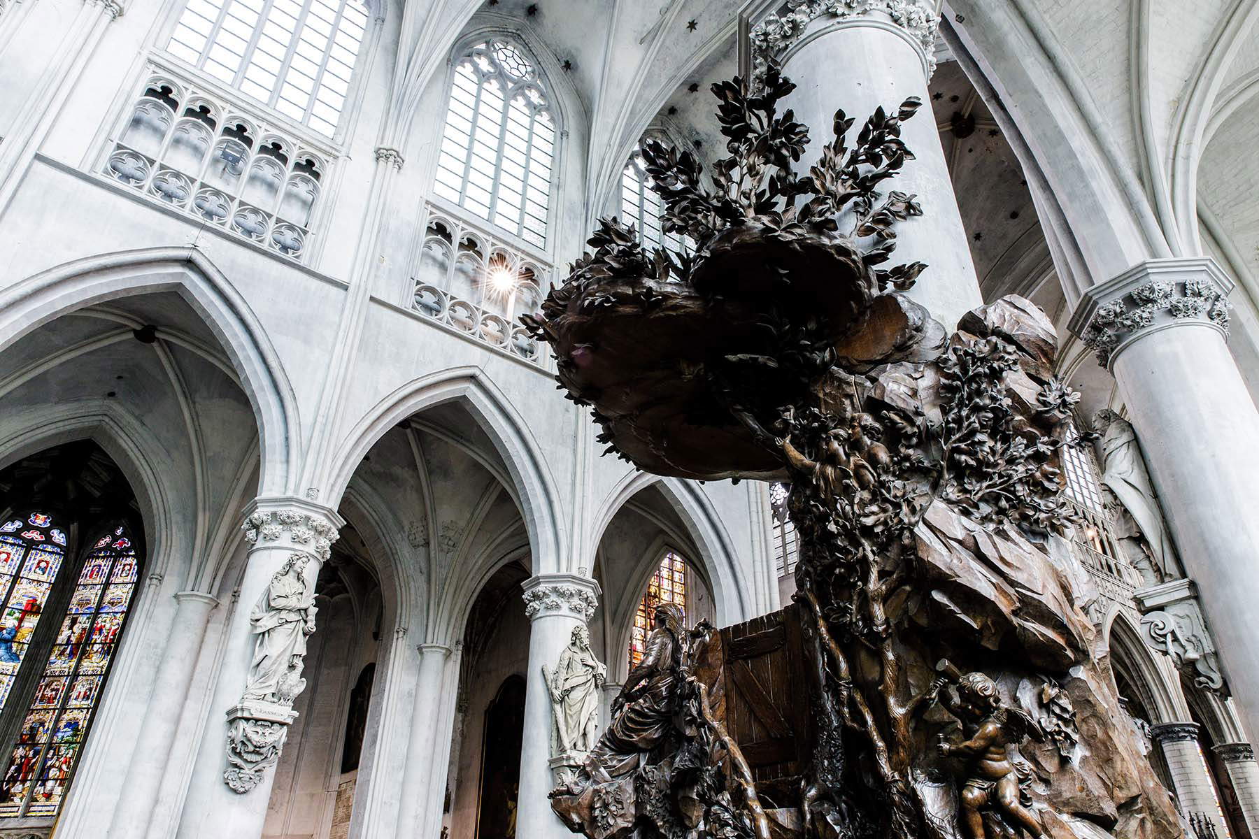 Interior of Mechelen Cathedral. Photo: Sophie Nuytten Interior of Mechelen Cathedral. Photo: Sophie Nuytten