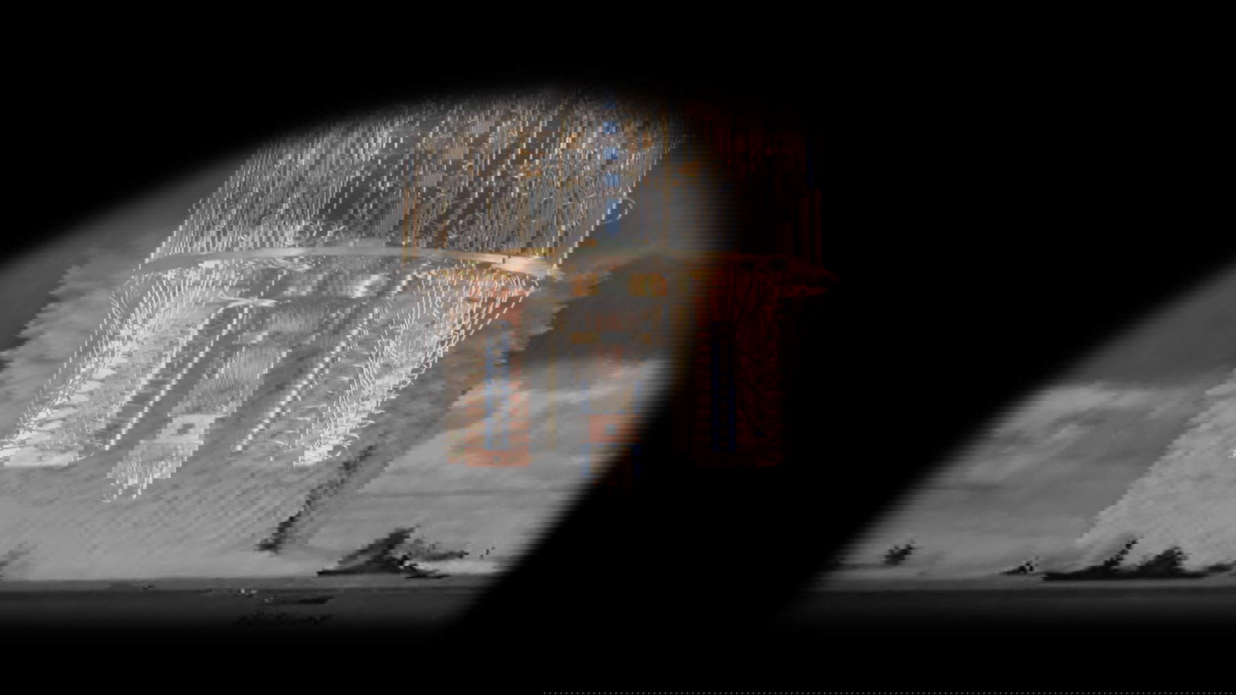 Jacqui Davies, Time Forks Perpetually Towards Innumerable Futures. In One Of Them I Am Your Enemy (2025; frame del film).