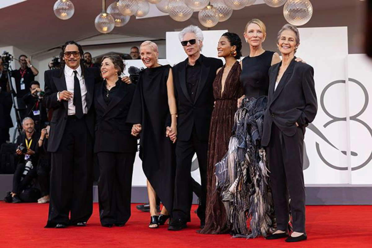 Venedig 82, Goldener Löwe für Jim Jarmusch und Coppa Volpi für Toni Servillo: alle Preise der Filmfestspiele von Venedig
