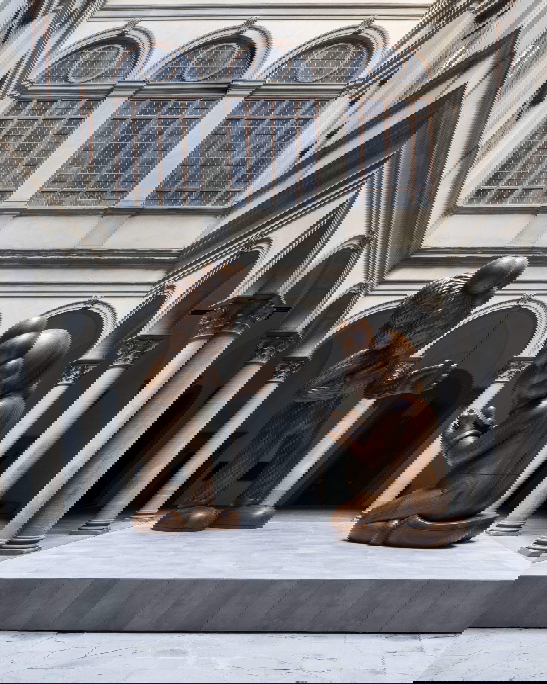 “KAWS: THE MESSAGE”, Palazzo Strozzi, Firenze, 2025. Foto: Ela Bialkowska, OKNO studio © KAWS “KAWS: THE MESSAGE”, Palazzo Strozzi, Firenze, 2025. Foto: Ela Bialkowska, OKNO studio © KAWS