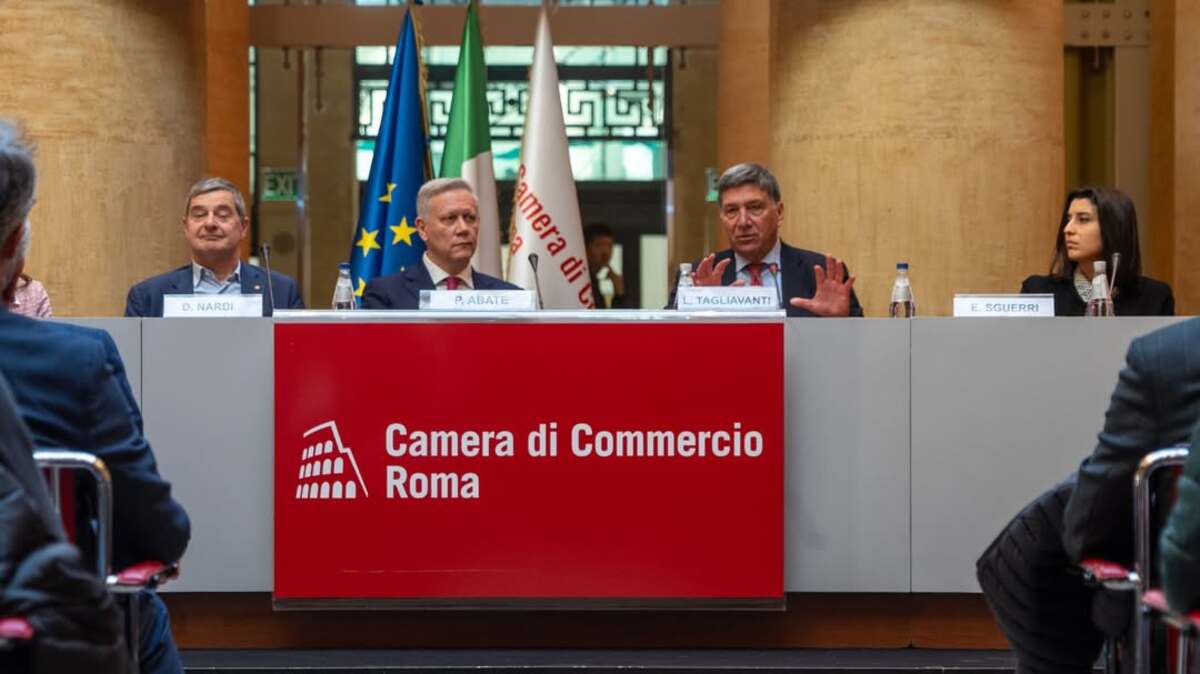 Conférence de présentation d'ADRIANO à la Chambre de commerce de Rome.