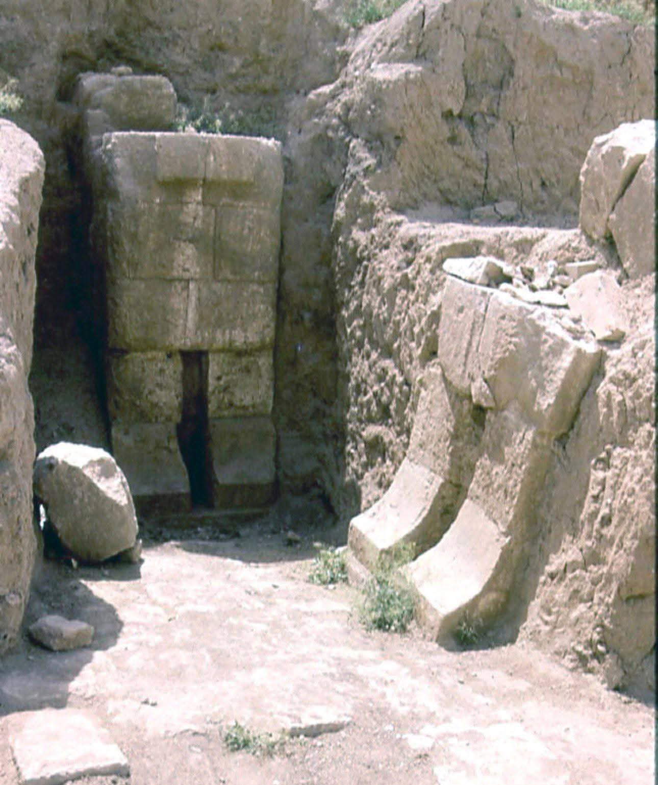 Lamassu-Reste im assyrischen Palast von Tell Nabi Yunus (Irak). Foto: &copy;Ministerium für Kultur, Tourismus und Archäologie des Irak - Fb-Profil