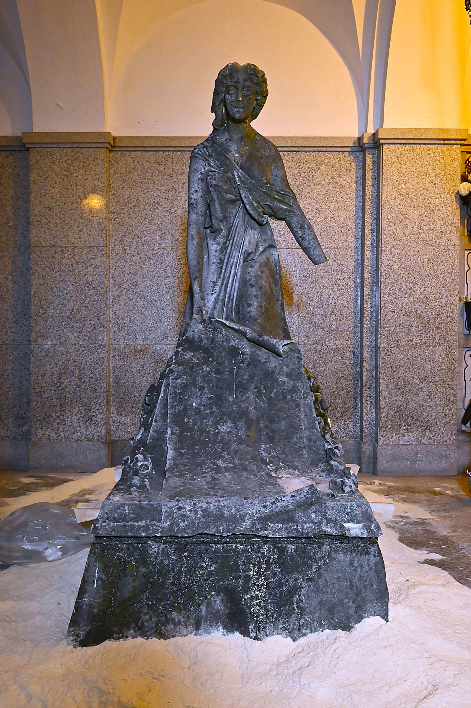 Il ritorno della Libert&agrave; di Vincenzo Vela al Cimitero Monumentale di Milano. Foto: Comune di Milano
