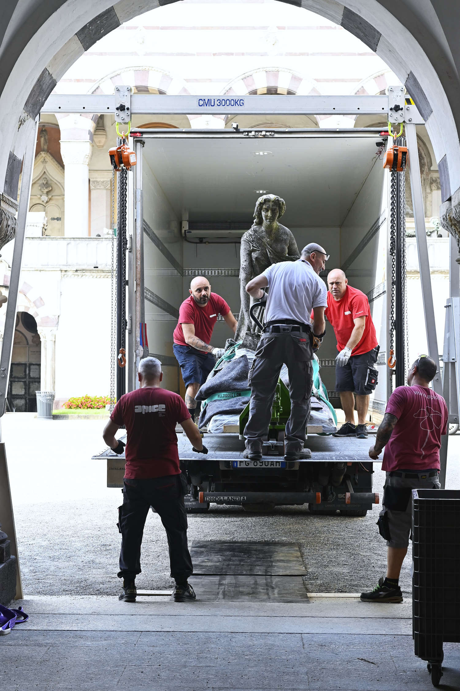 Il ritorno della Libert&agrave; di Vincenzo Vela al Cimitero Monumentale di Milano. Foto: Comune di Milano