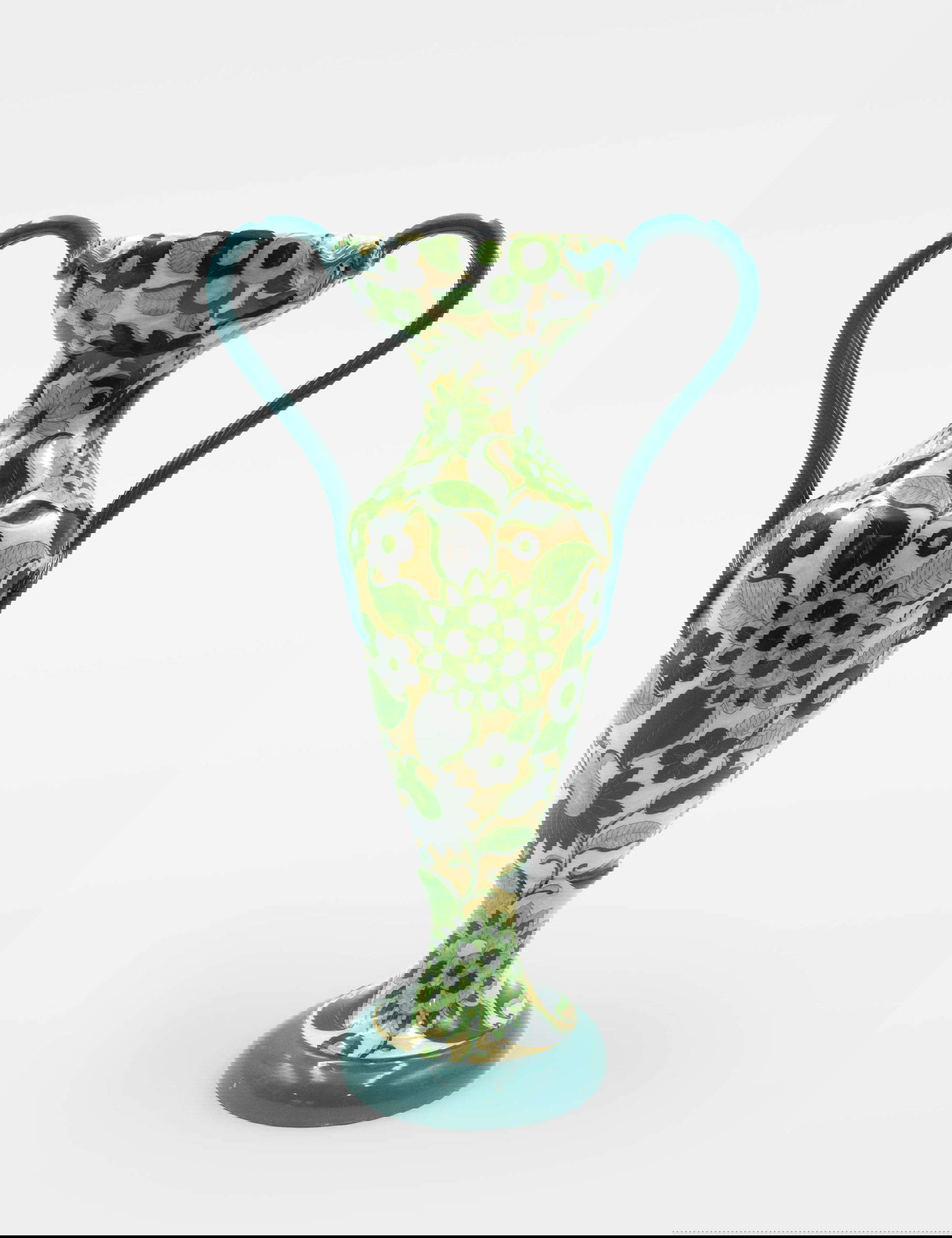 Manifattura La Fenice, Anfora, decoro floreale (1925-1927; terracotta dipinta sotto cristallina; Albisola Superiore, Collezione Barbara Checcucci). Foto: Claudio Pagnacco