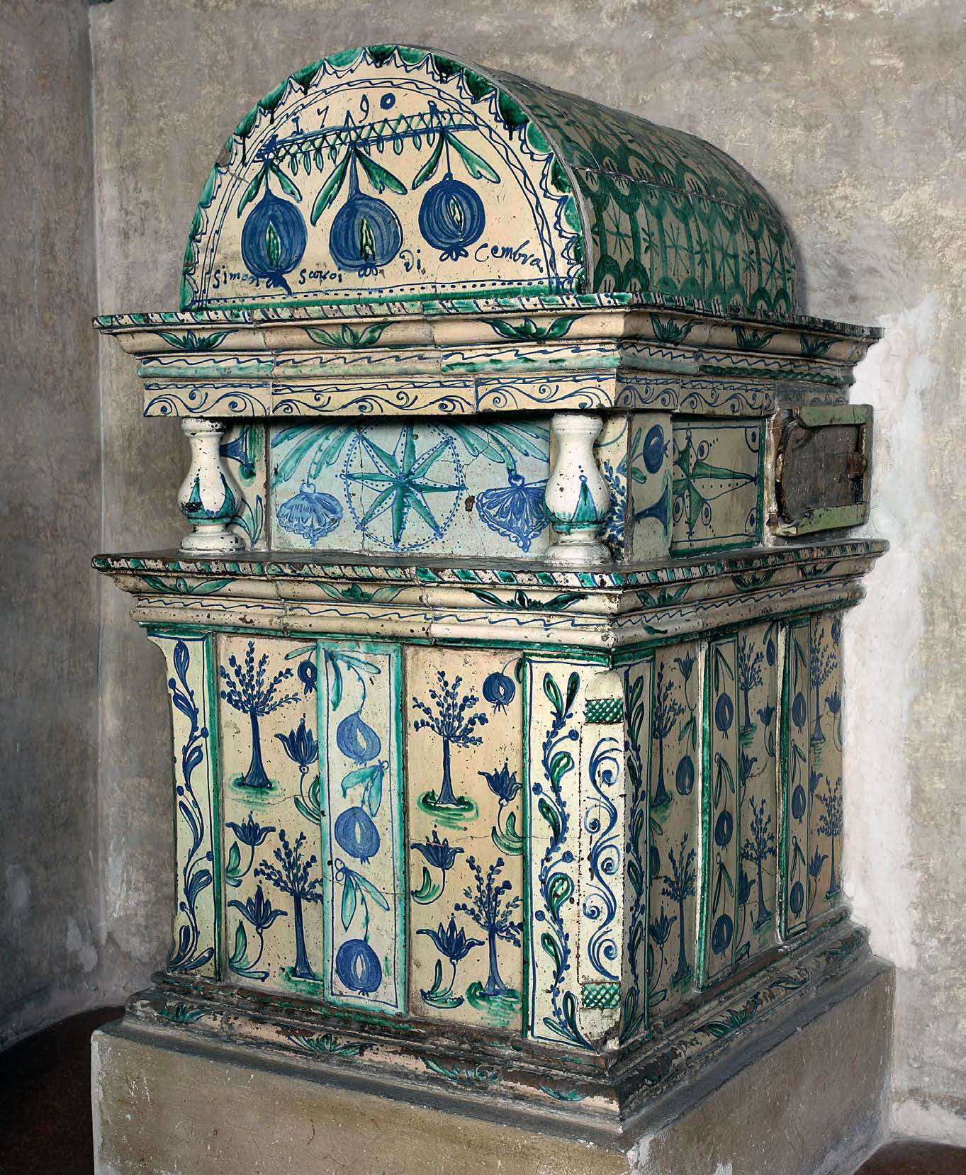 Sfruz manufactory, Forklift stove by Simone Savoi (1790; Trento, Castello del Buonconsiglio)