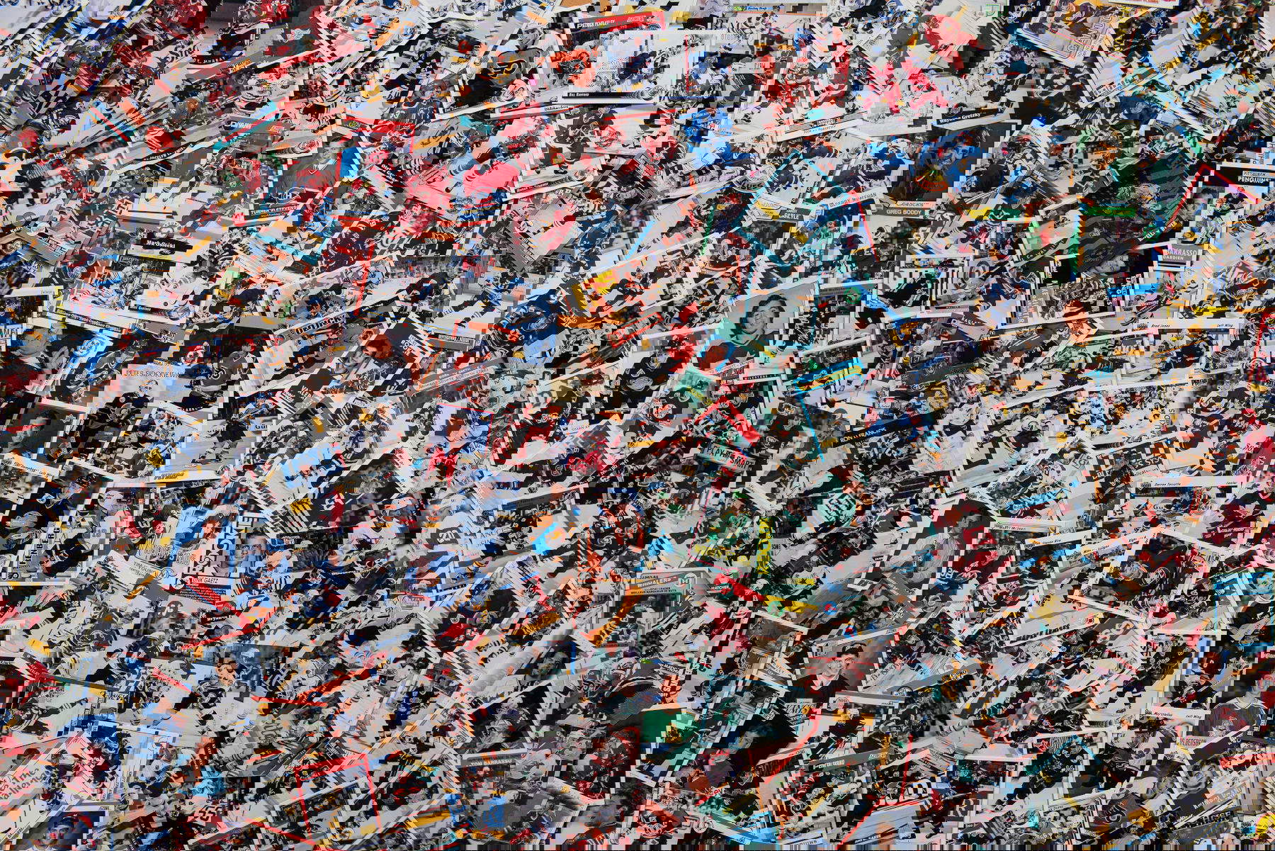 Marc-Antoine K. Phaneuf,Canadian Painting (2013-2025; Figurinen und Malerband, 433 x 250 cm) &copy; Marc-Antoine K. Phaneuf, mit Genehmigung des Künstlers