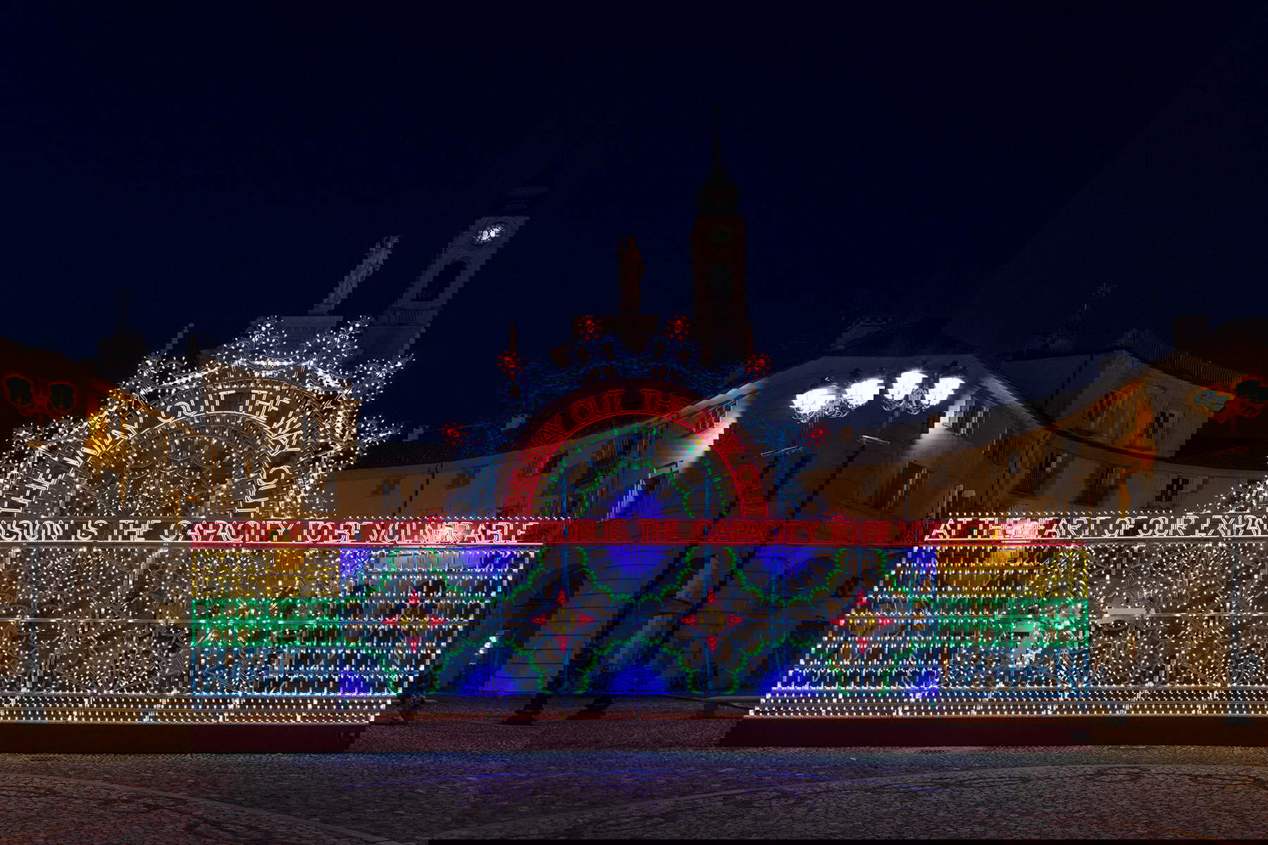 Marinella Senatore, Assembly - Piazza dell'Annunziata, Venaria Reale. Foto: Renato Ghiazza