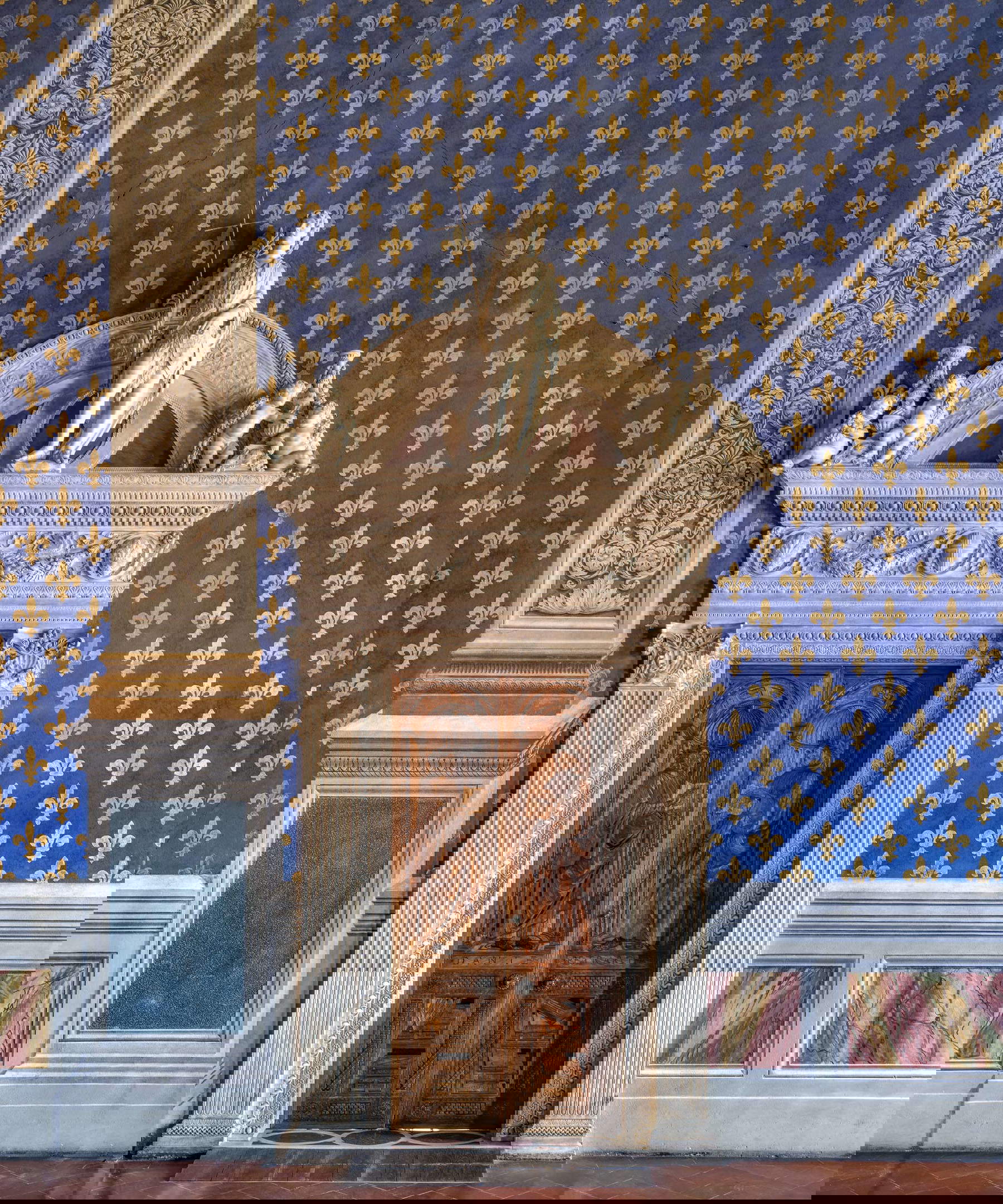 Massimo Listri, Firenze, Palazzo Vecchio, Sala dei Gigli (2023; fotografia, 120 x 100 cm)