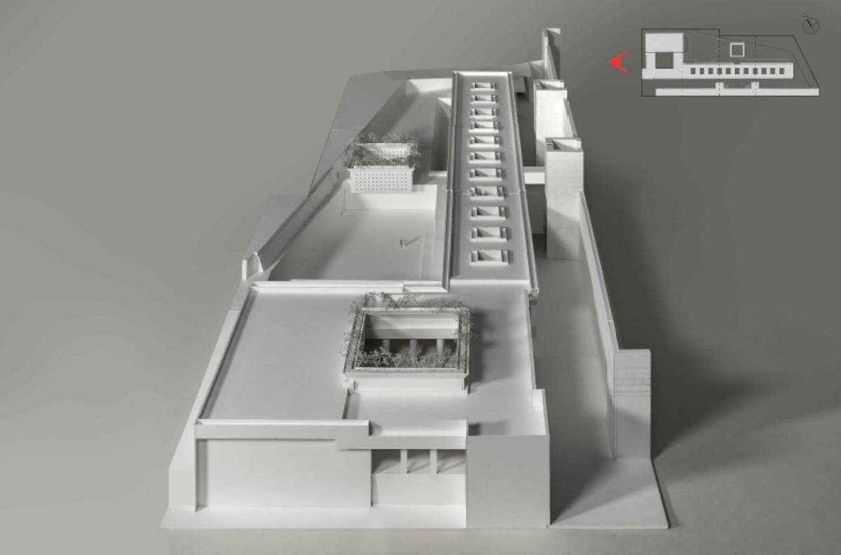 Masterpan Wing Cosenza| Photograph of the 1:100 scale model