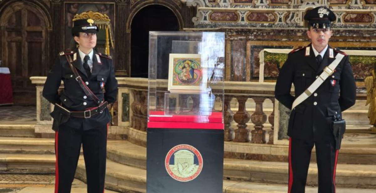 Gestohlene Kunst wiedergefunden: Miniatur aus dem 15. Jahrhundert kehrt in die Aracoeli in Rom zurück Gestohlene Kunst wiedergefunden: Miniatur aus dem 15. Jahrhundert kehrt in die Aracoeli in Rom zurück