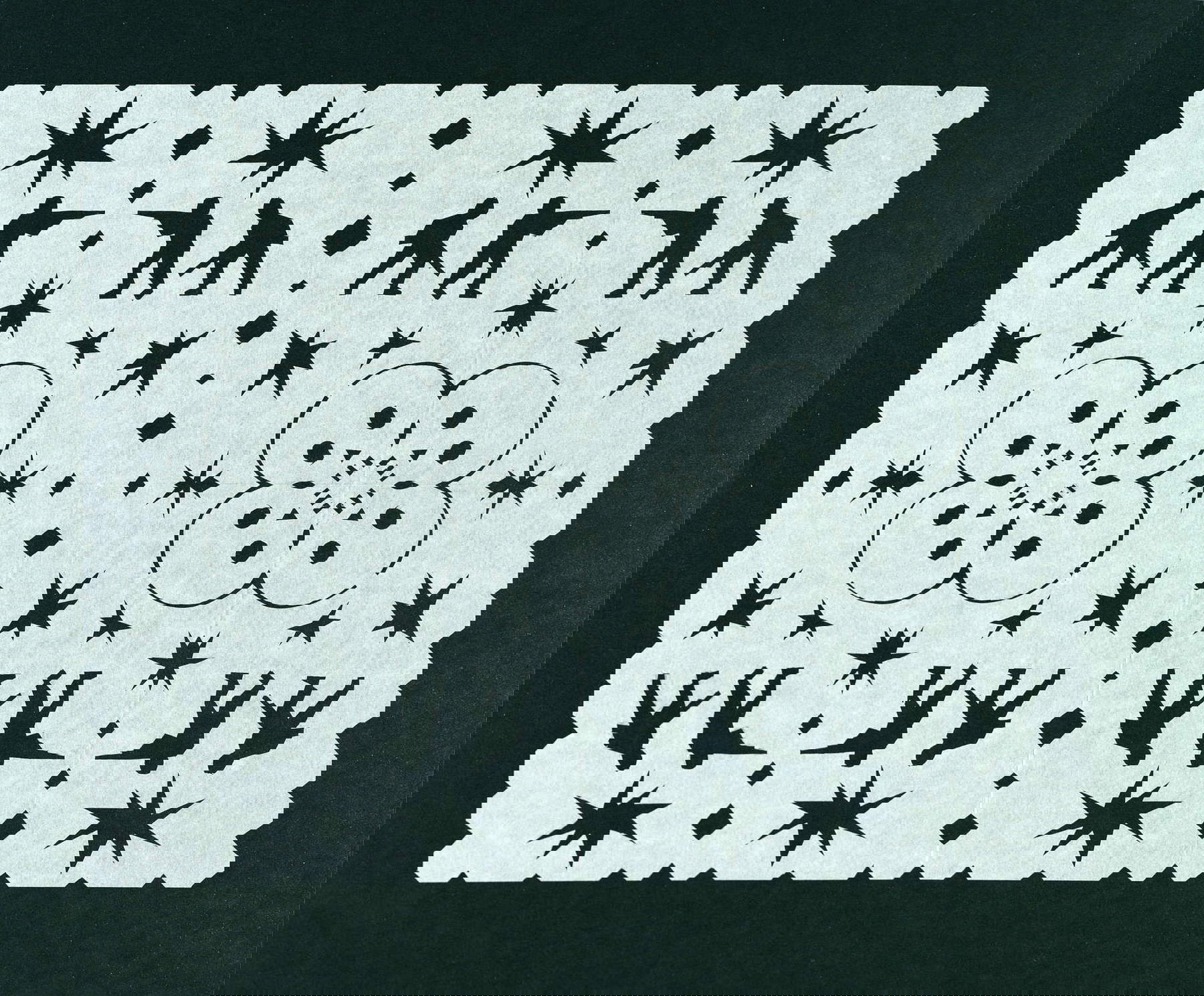 Mona Hatoum, Senza titolo (cut-out 2) (2005; Carta velina, 38,1 × 44,5 × 2,8 cm) © Mona Hatoum. Per gentile concessione di White Cube. Foto: Stephen White Mona Hatoum, Senza titolo (cut-out 2) (2005; Carta velina, 38,1 × 44,5 × 2,8 cm) © Mona Hatoum. Per gentile concessione di White Cube. Foto: Stephen White