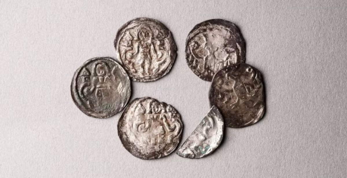 Rare treasure trove of medieval coins found at Berlin's Molkenmarkt