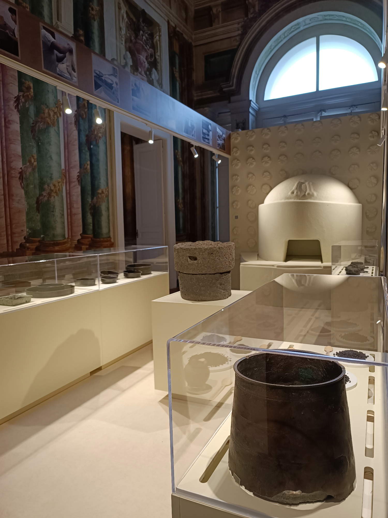 Setting up the exhibition From Egg to Apples. The civilization of food and the pleasures of the table.