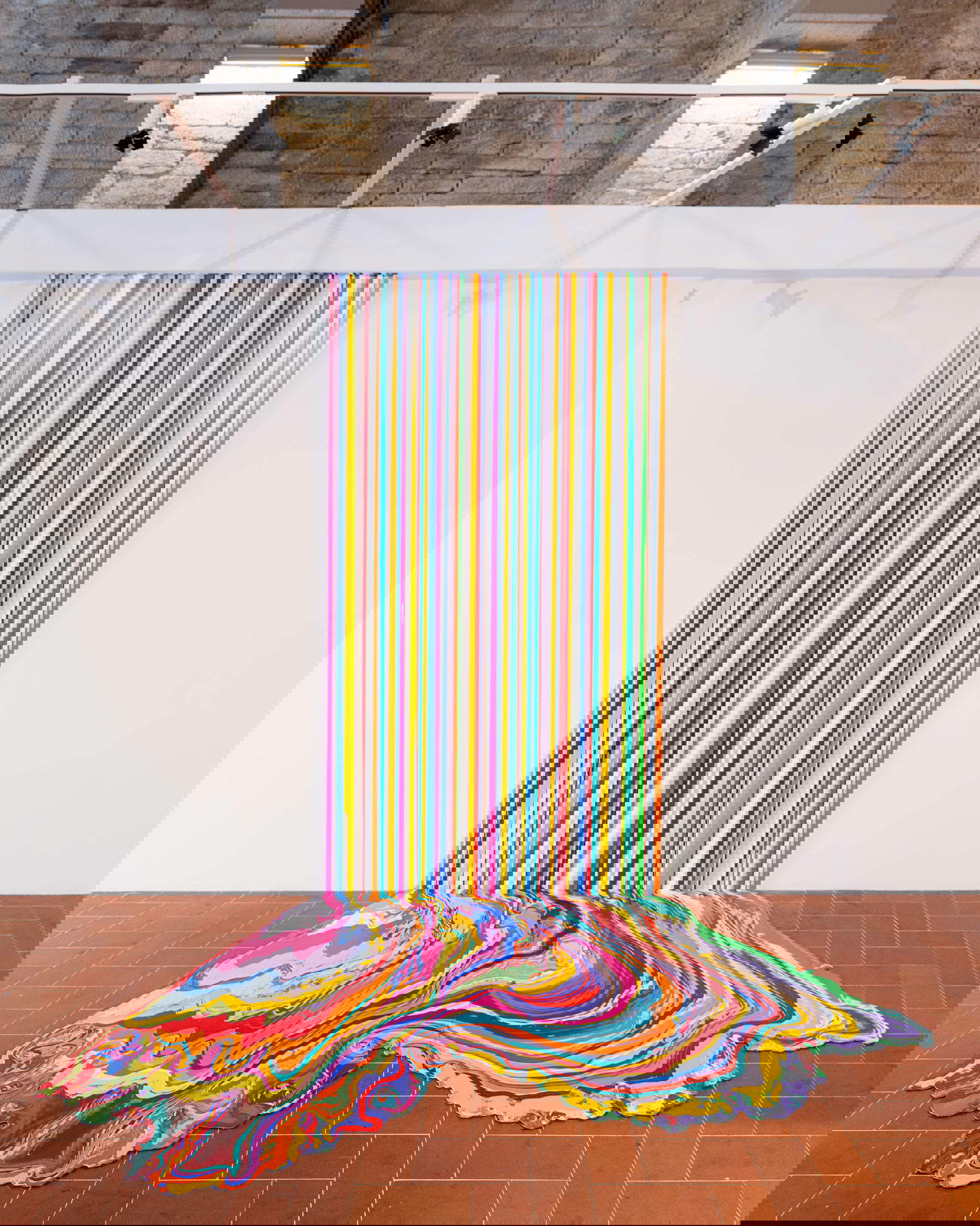 Allestimenti della mostra Ian Davenport. Holding Our Centre