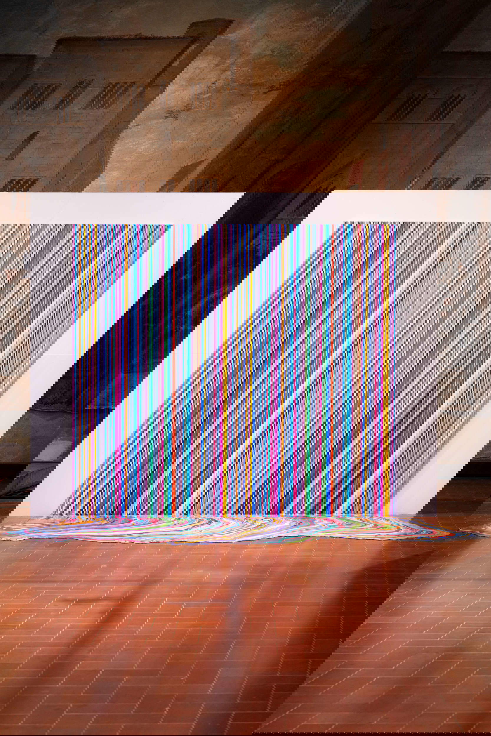 Allestimenti della mostra Ian Davenport. Holding Our Centre