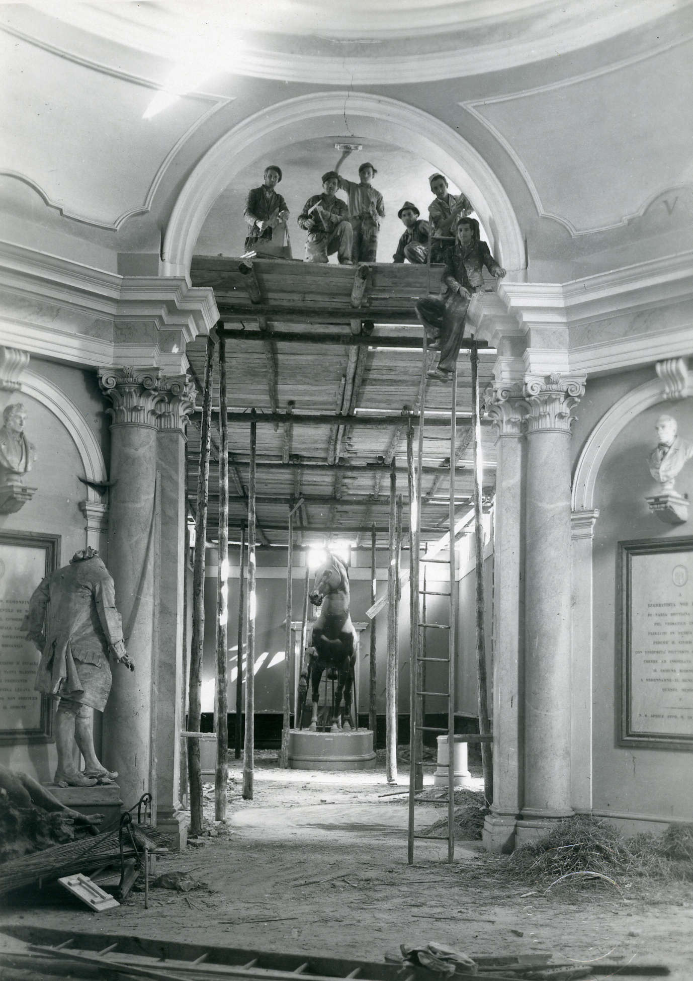 Octógono superior y Salone Canova, Museo Civico di Bassano del Grappa, 1950 Octógono superior y Salone Canova, Museo Civico di Bassano del Grappa, 1950