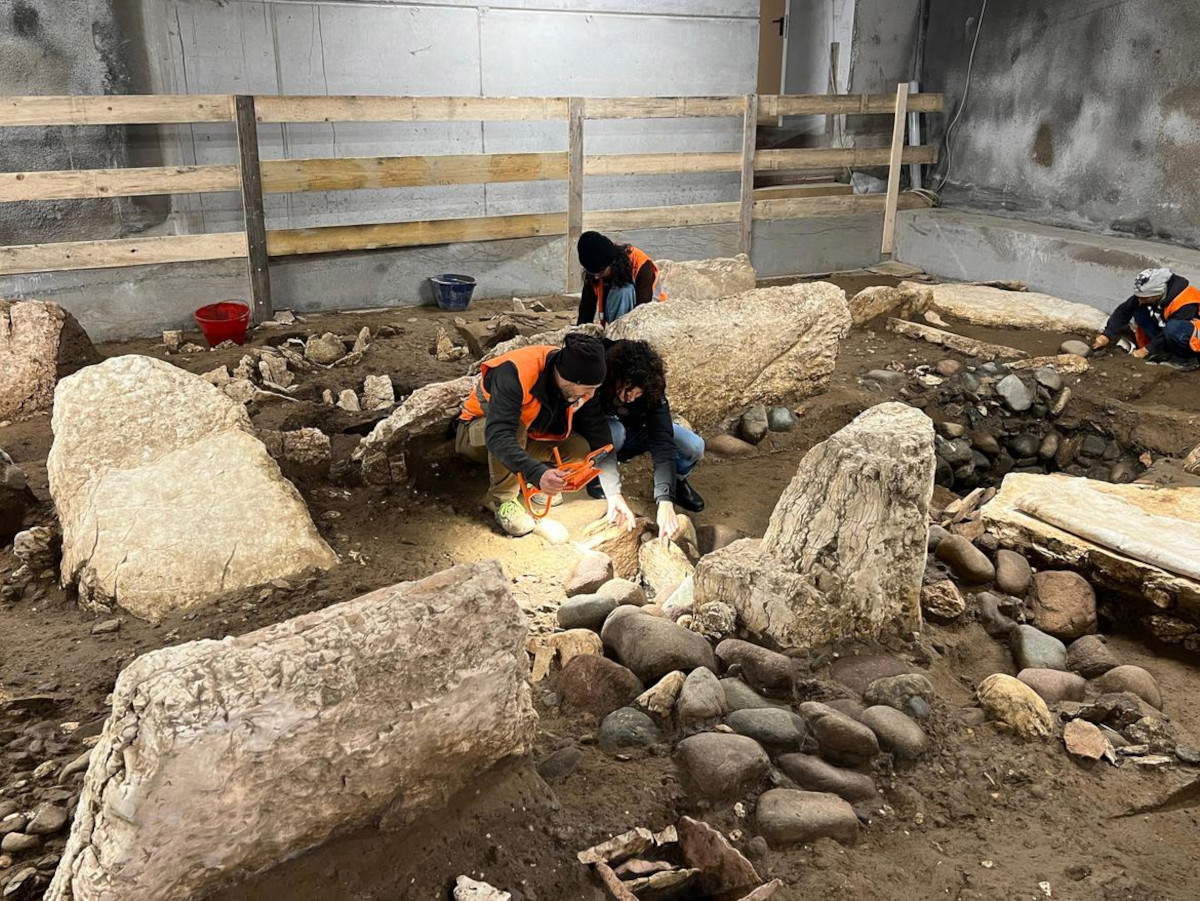 Découverte d'une nécropole monumentale de l'époque préromaine dans le centre historique de Trente