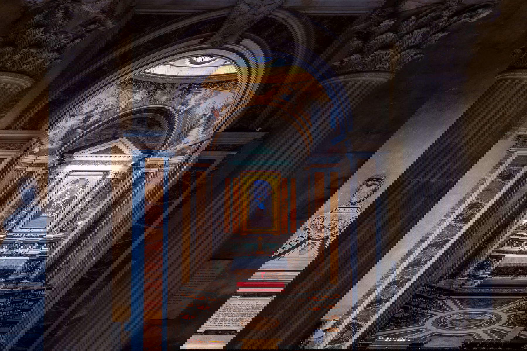 La nueva iluminación de Santa Sabina en la colina del Aventino