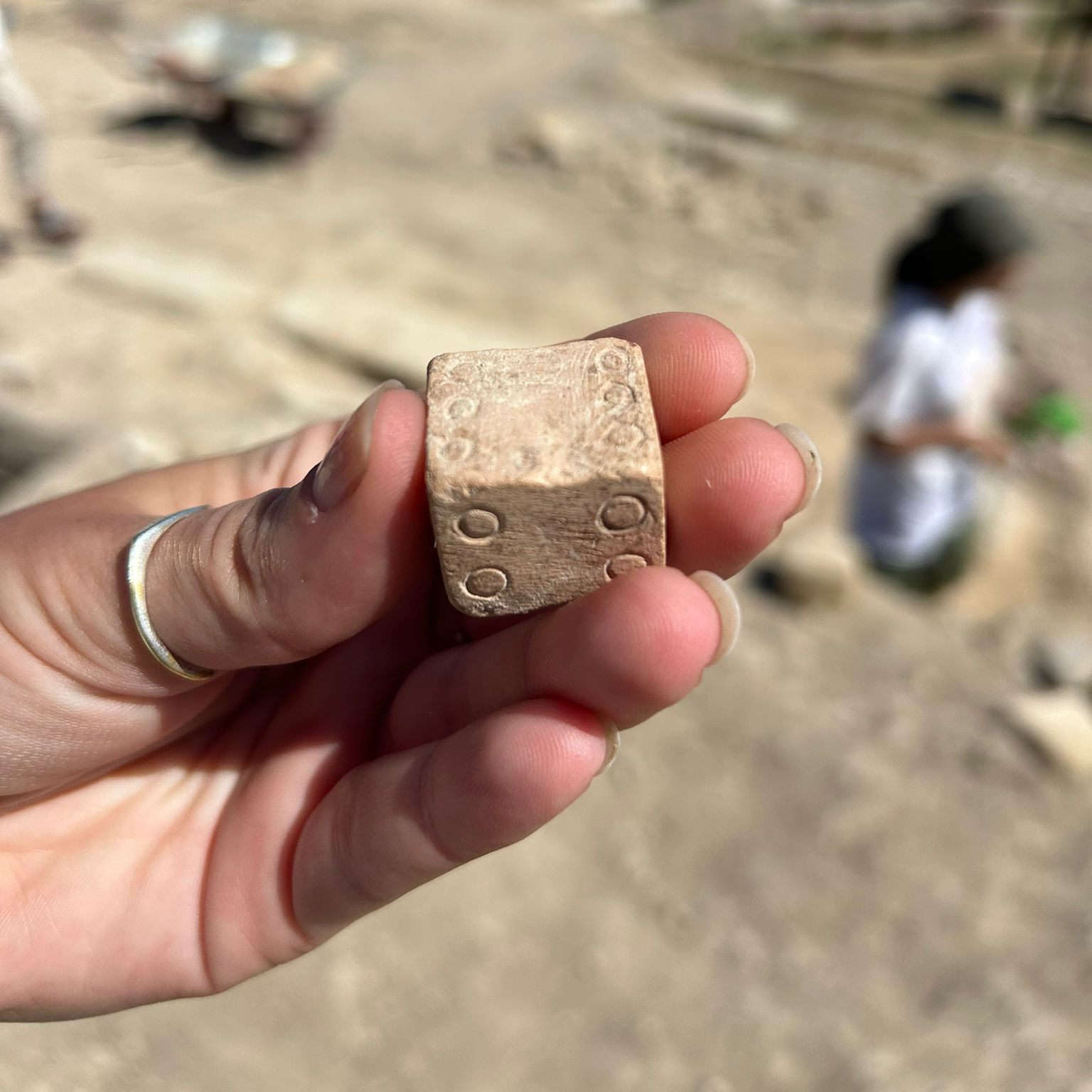 Les découvertes faites à Finziade. Photo : Parc archéologique et paysager de la Vallée des Temples