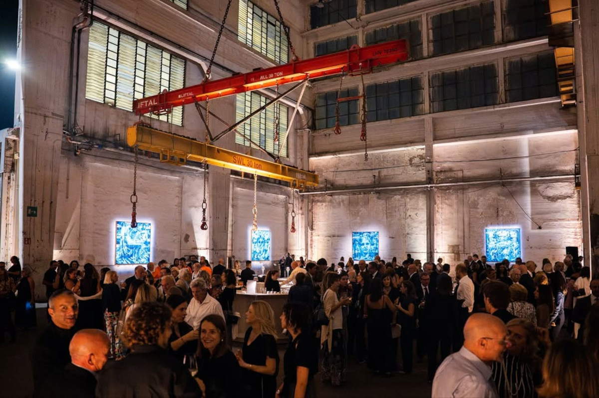 Il porto di Genova accoglie Silvio Porzionato con la BlueSeries nella ex fabbrica Derna. Foto: Profilo Instagram di Silvio Porzionato