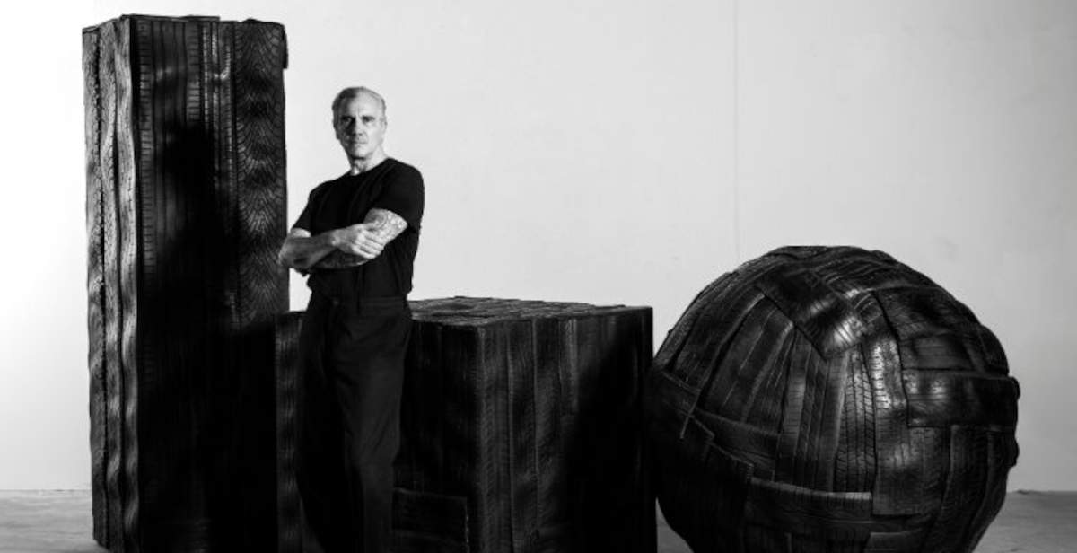 Paolo Canevari brings his  Paolo Canevari brings his