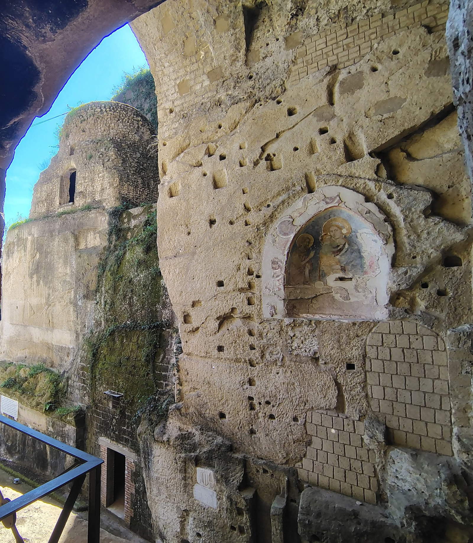 Parco delle Tombe di Virgilio e Leopardi